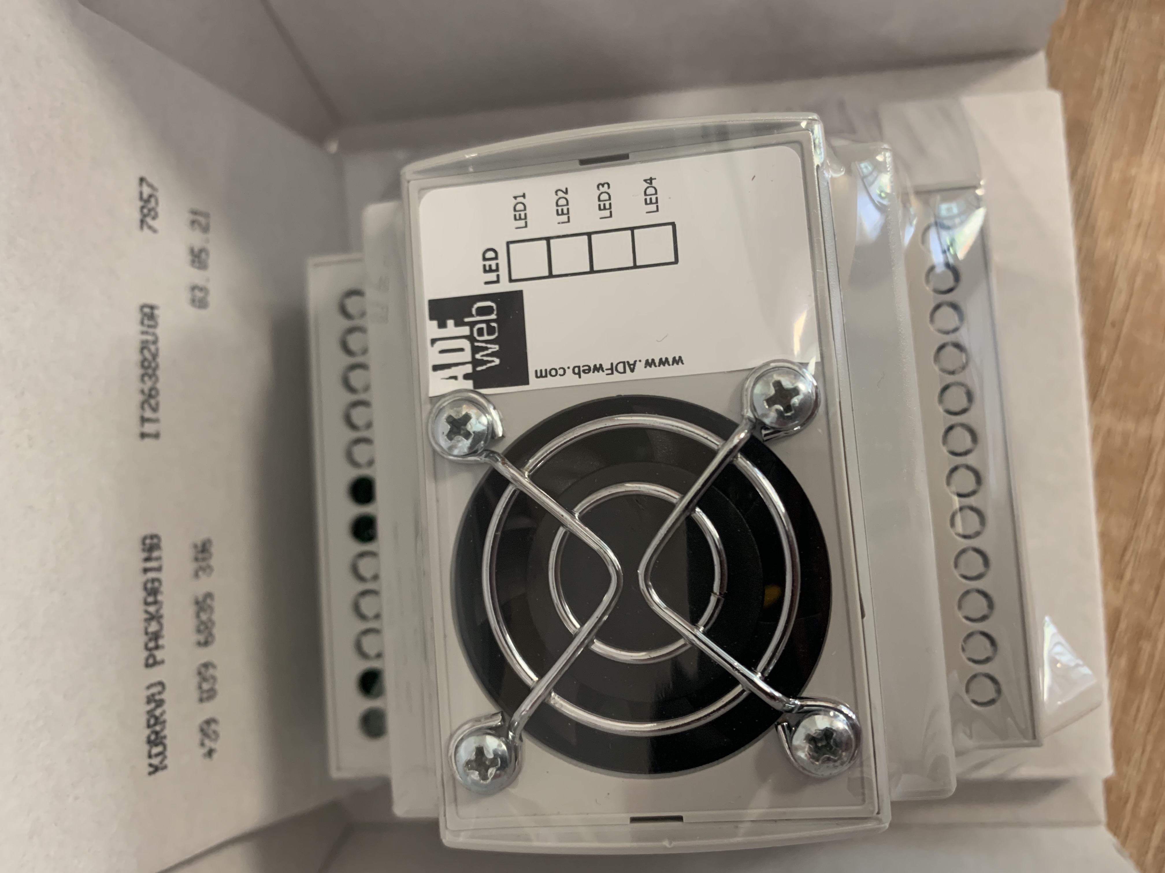 HD67044-B2-250