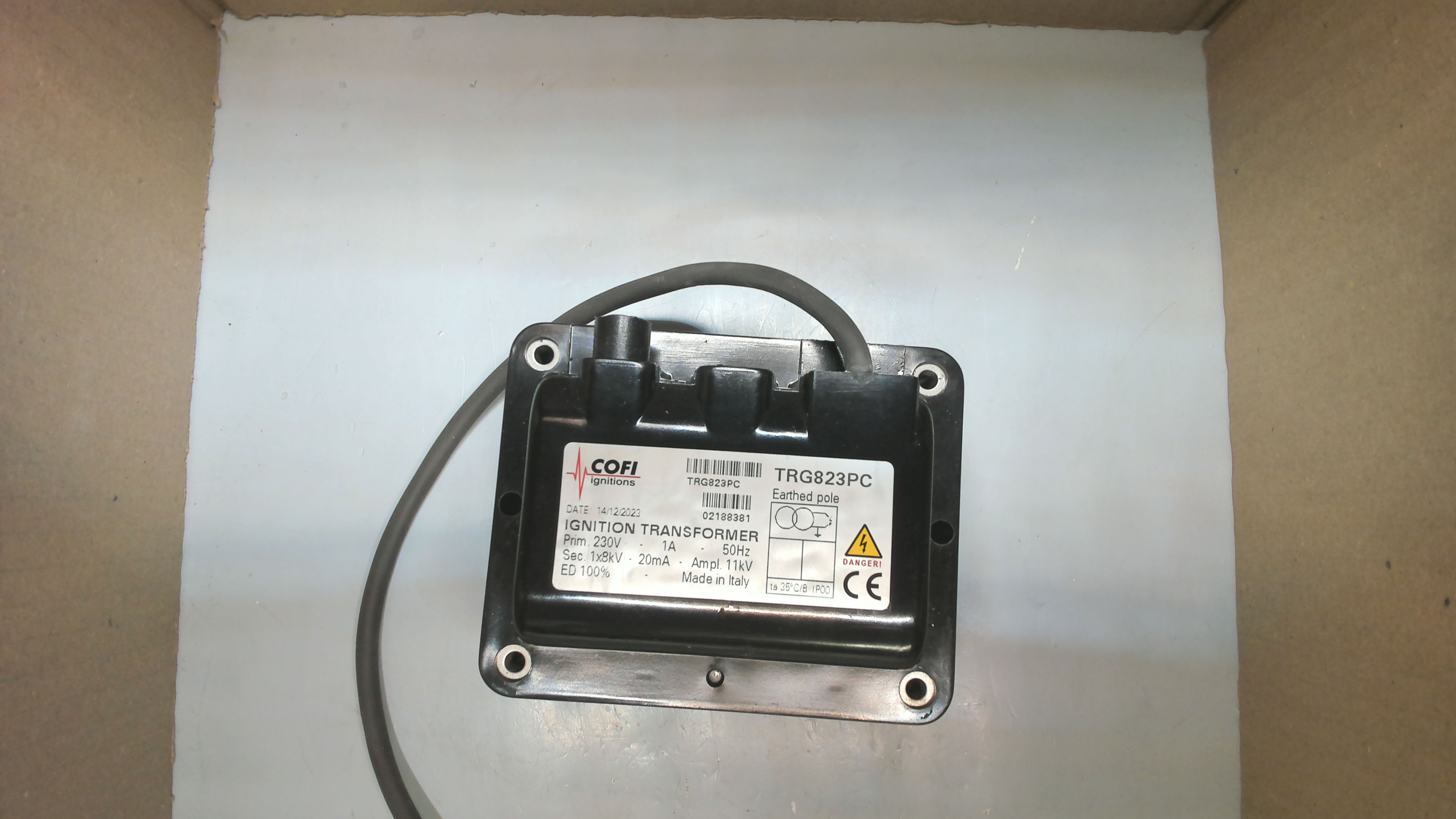 TRG823PC/2