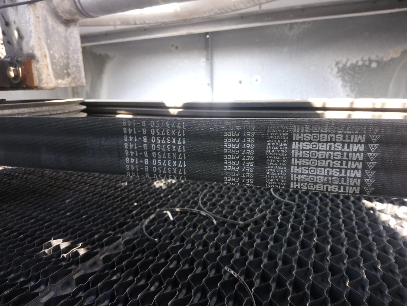 B 148 / 17x3750 Li