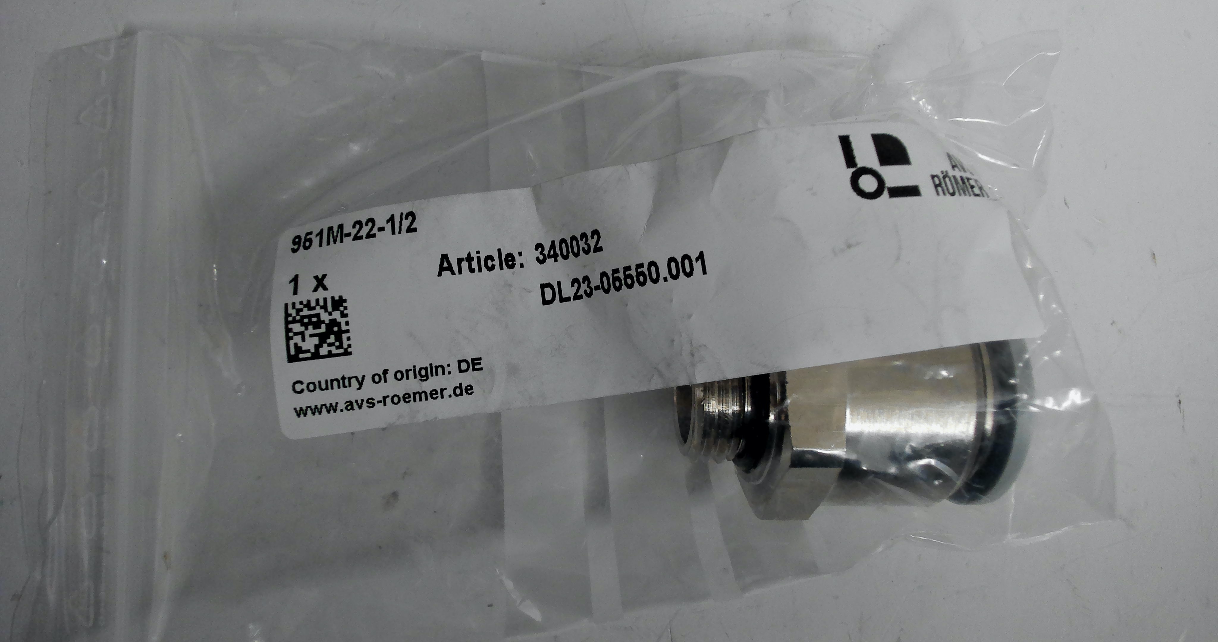 P/N: 340032 Type: 951M-22-1/2