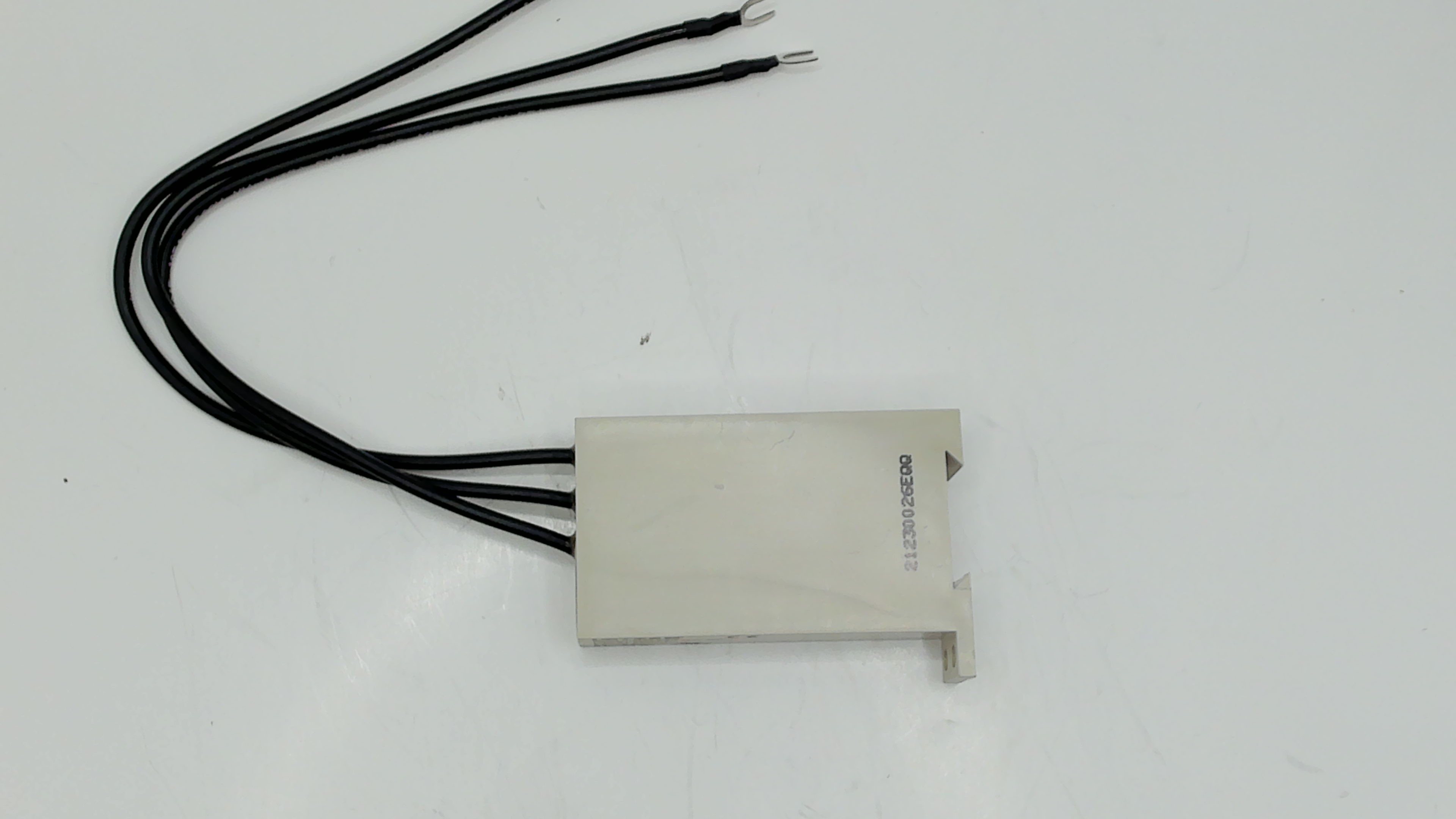 P/N: 700490 Type: LRC-M1-0490 3AC 500V 4kW