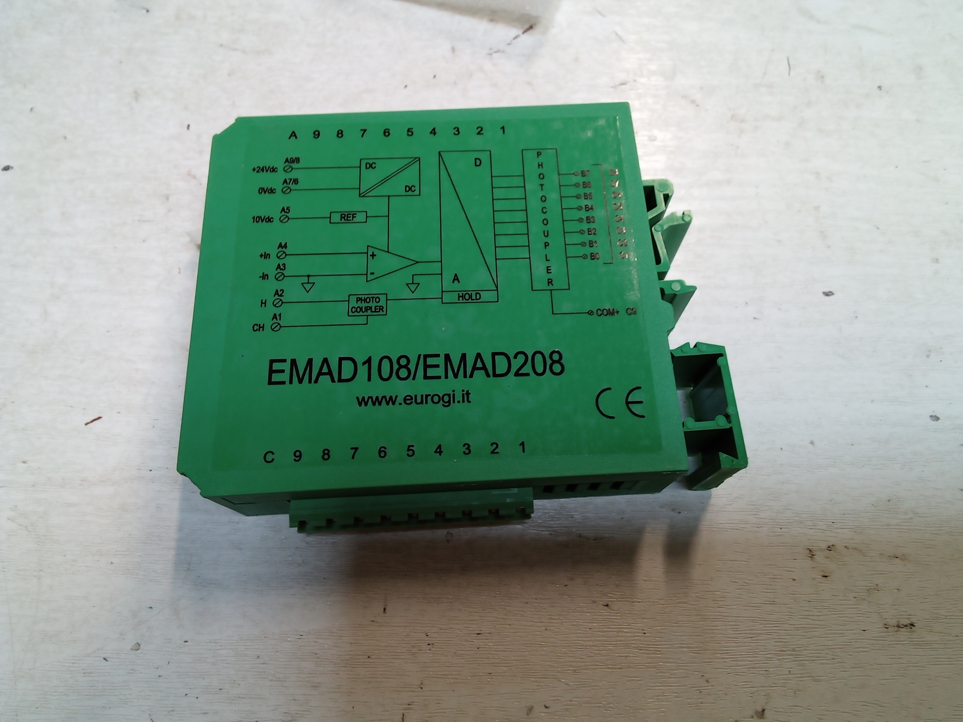61E024990 / EMAD208/010