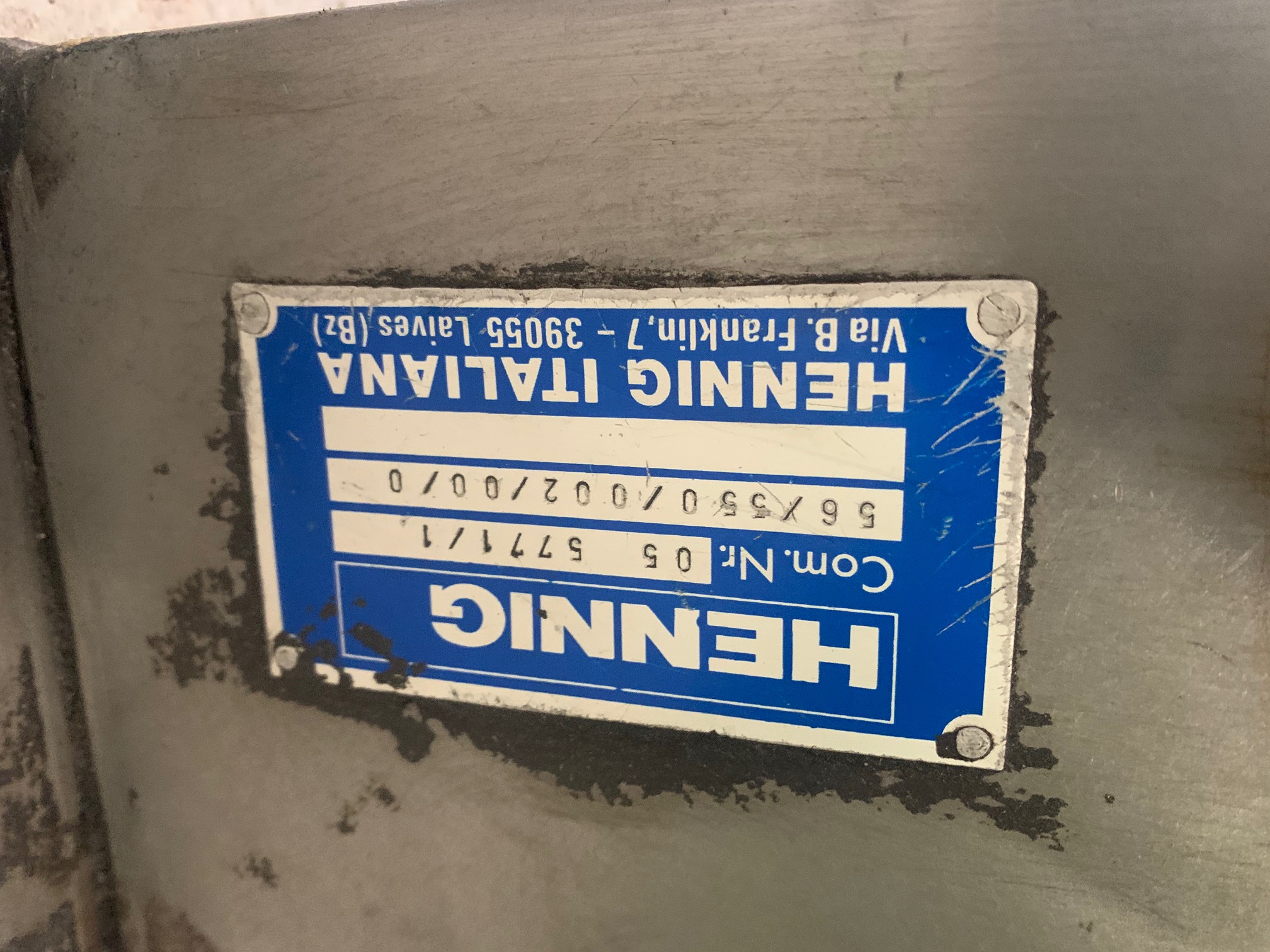 440212 (56/550/002/00/0), right