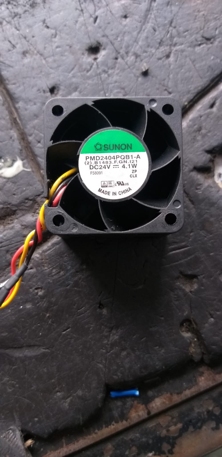 PMD2404PQB1-A(2).B1483.F.GN.I21 obsolete