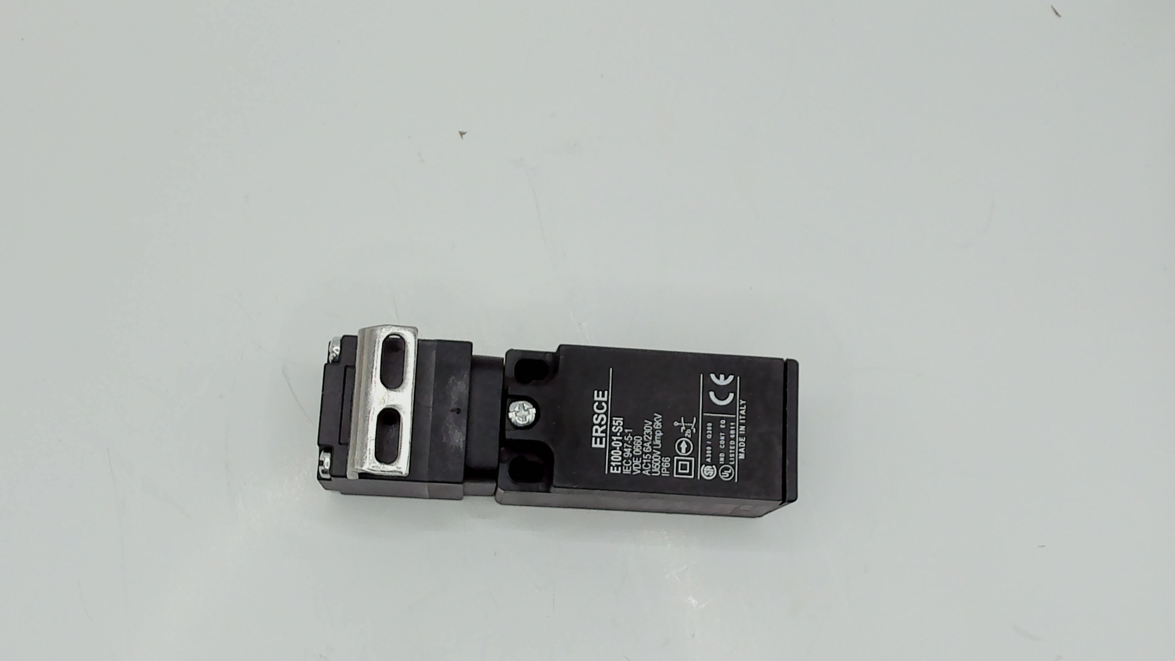 E10001S5I
