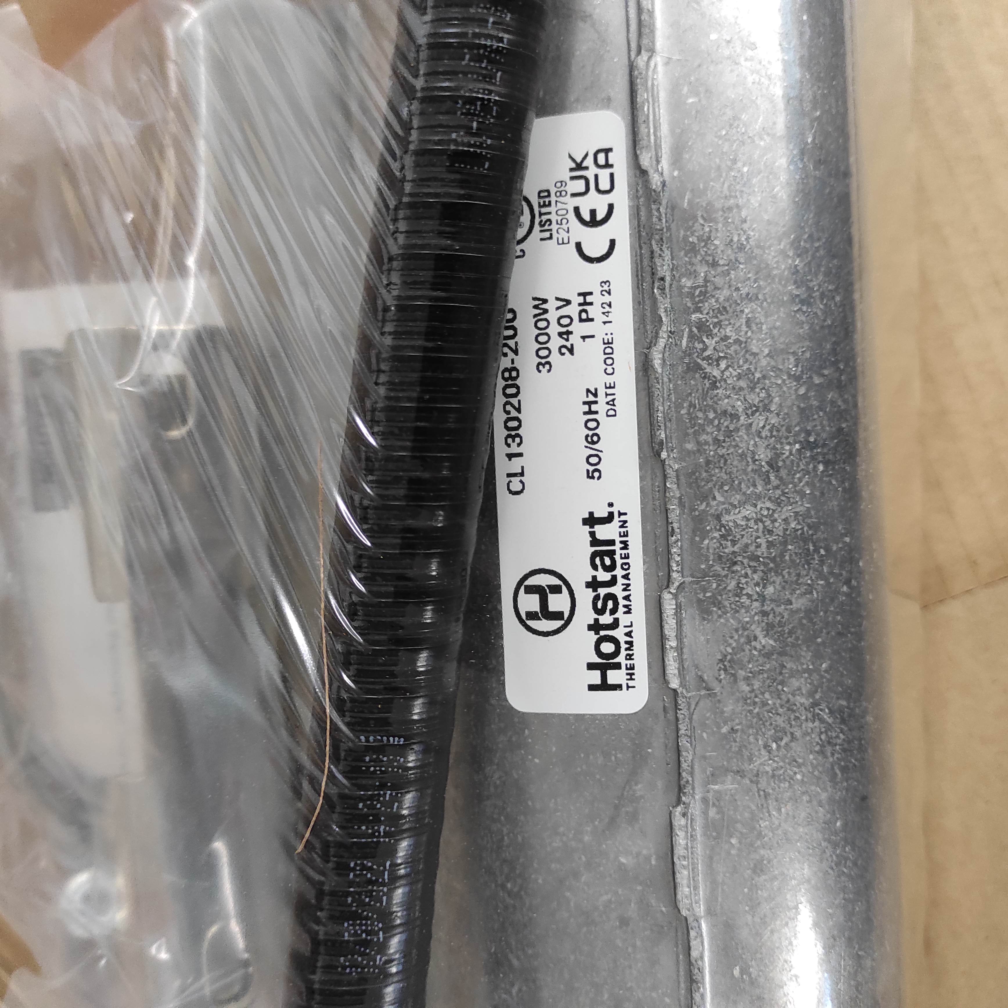 CL130208-200