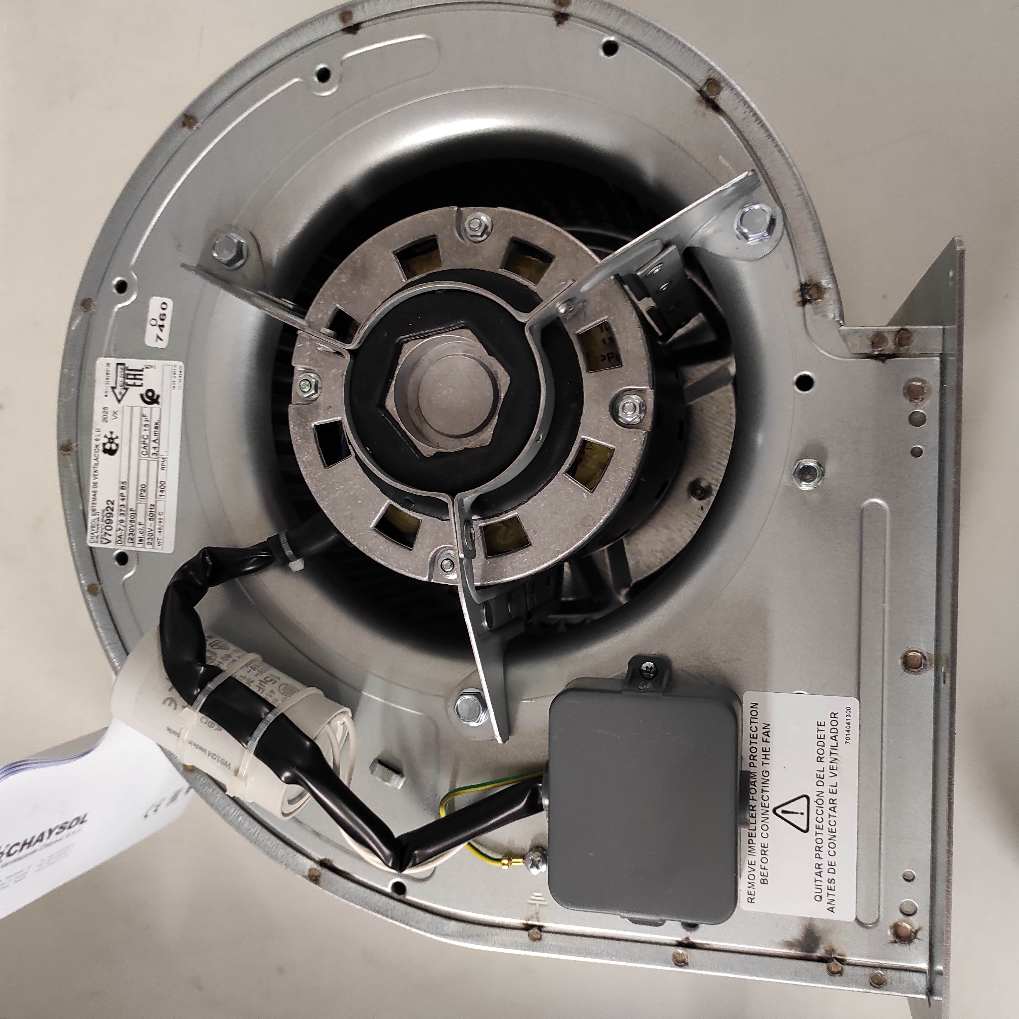 V709922 DA 7/9 CM 373 Watt 4 P 230 V