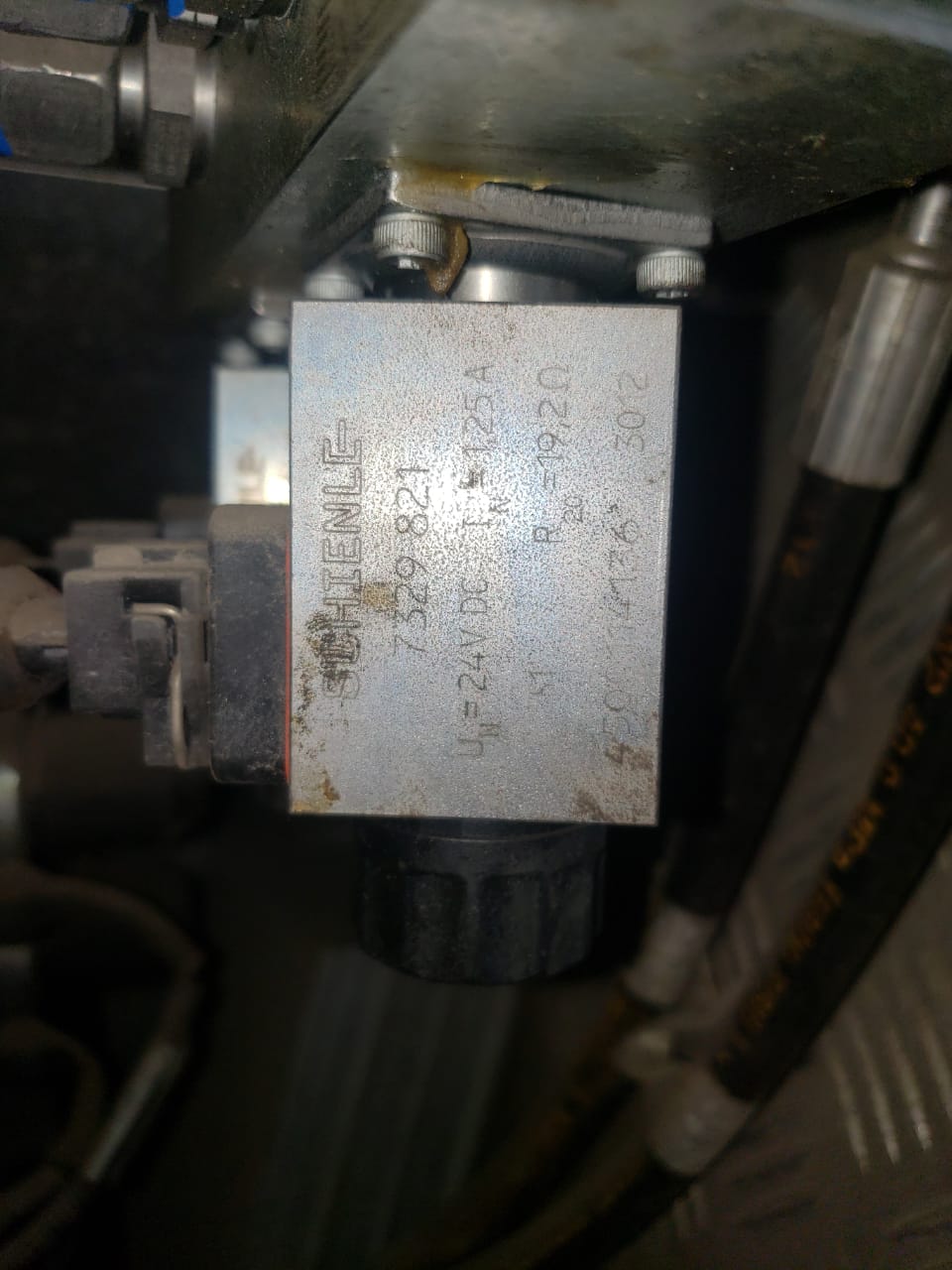 4704 8759-00