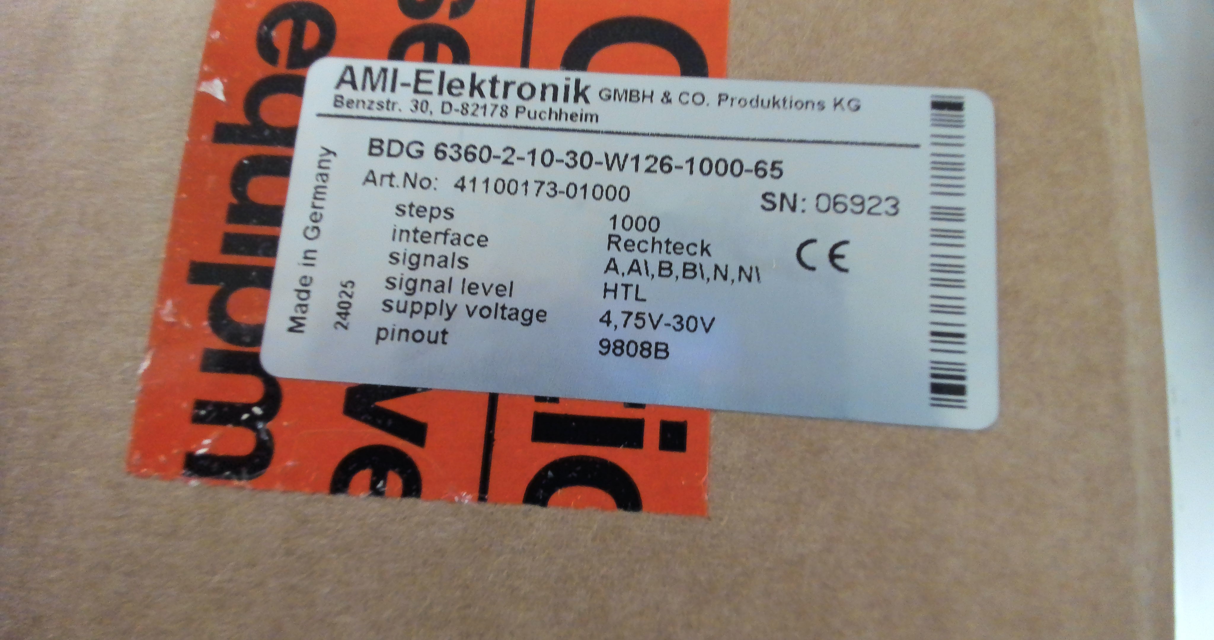 41100173-01000