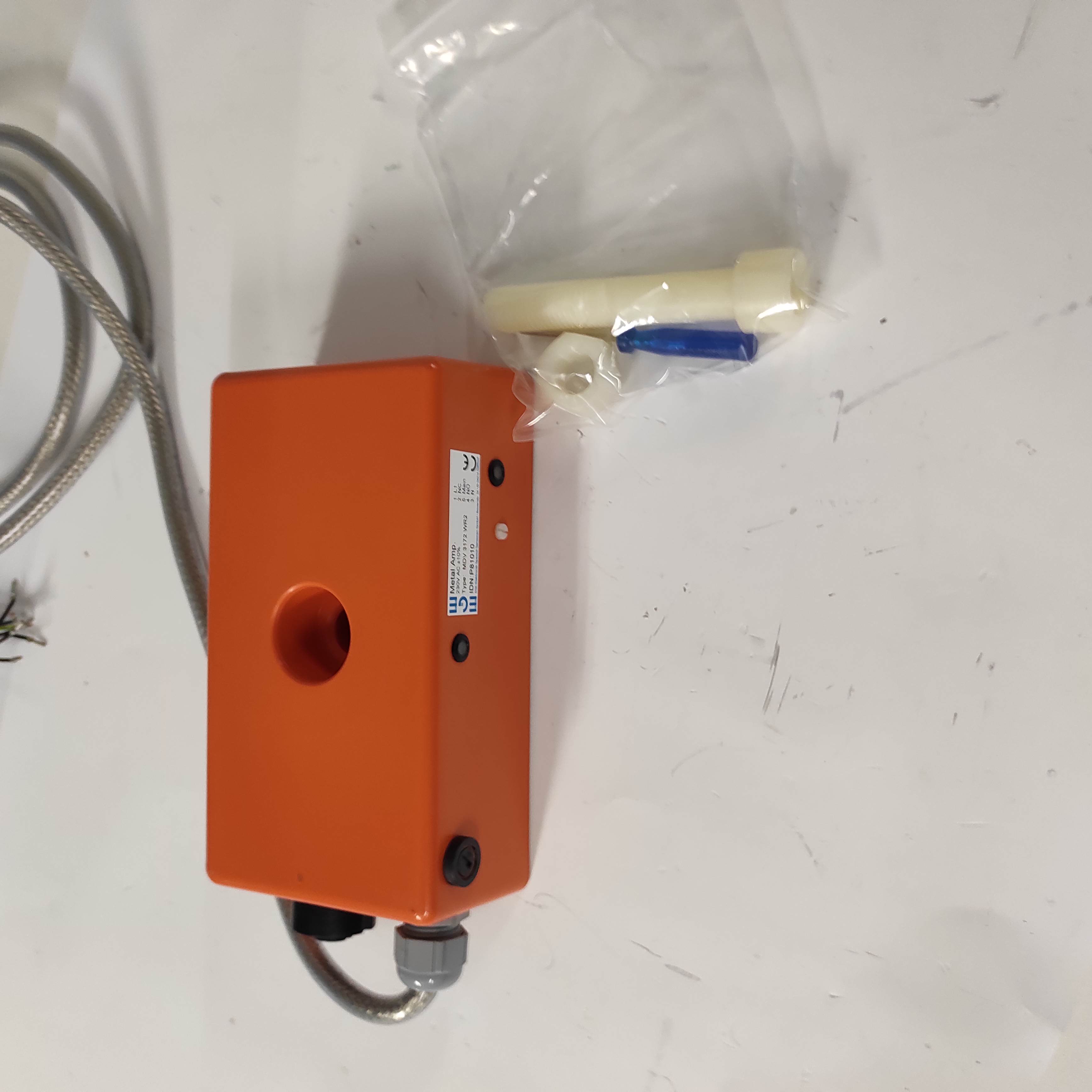 p/n: P81010, Type: MDV 3172 WR2
