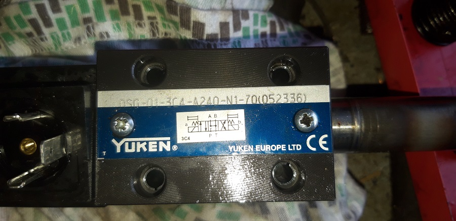 DSG-01-3C4-A240-N1-70 (052336)