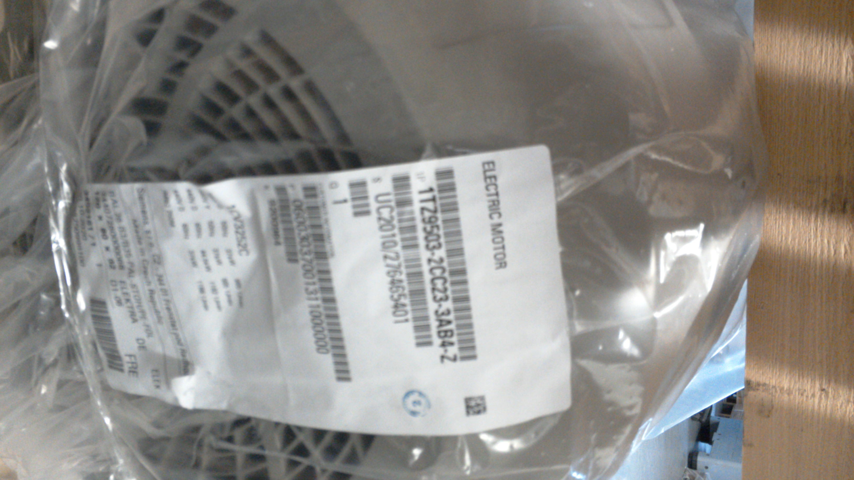 1TZ9503-2CC23-4AB4-Z-L25