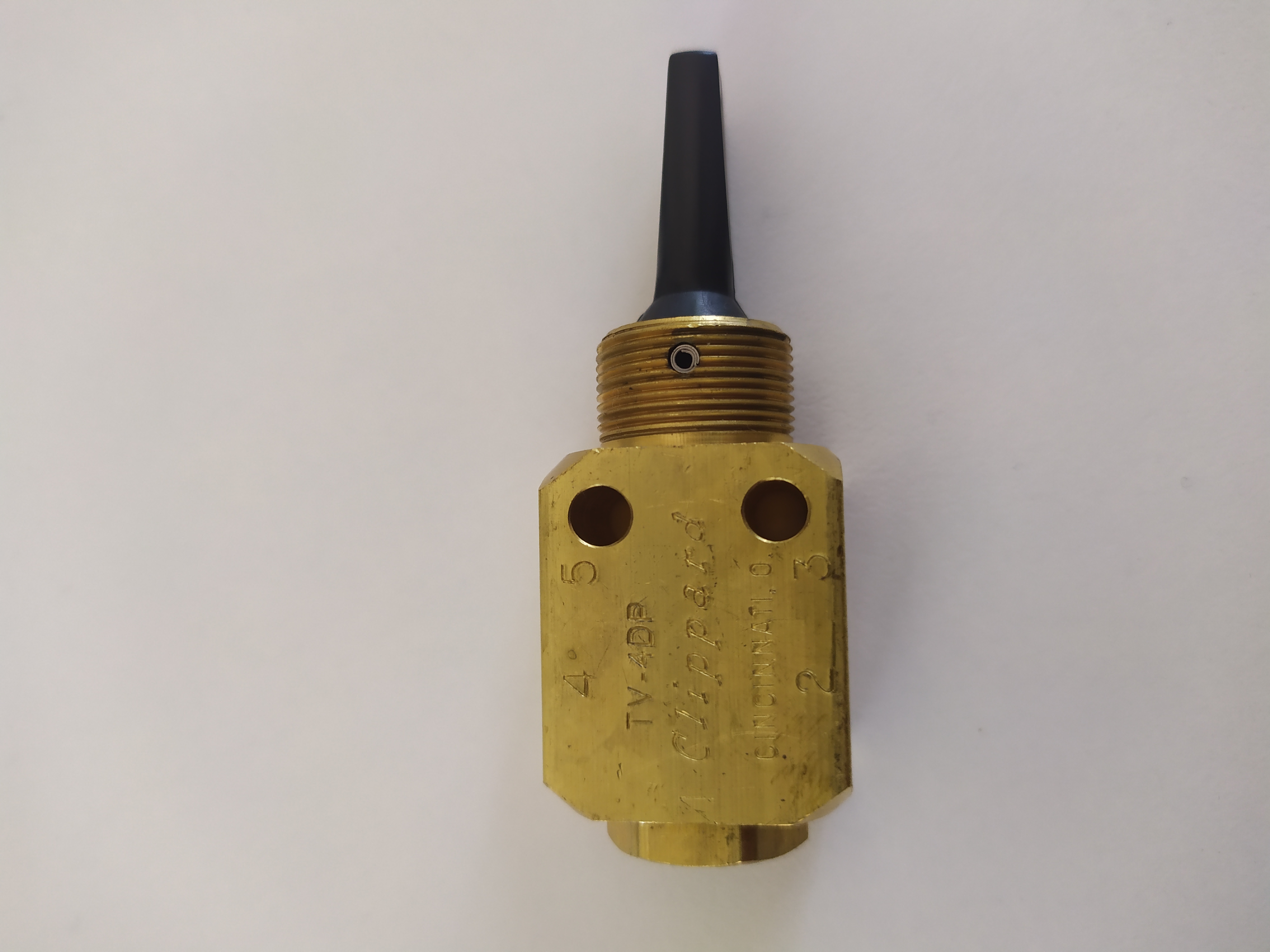 TV-4DP