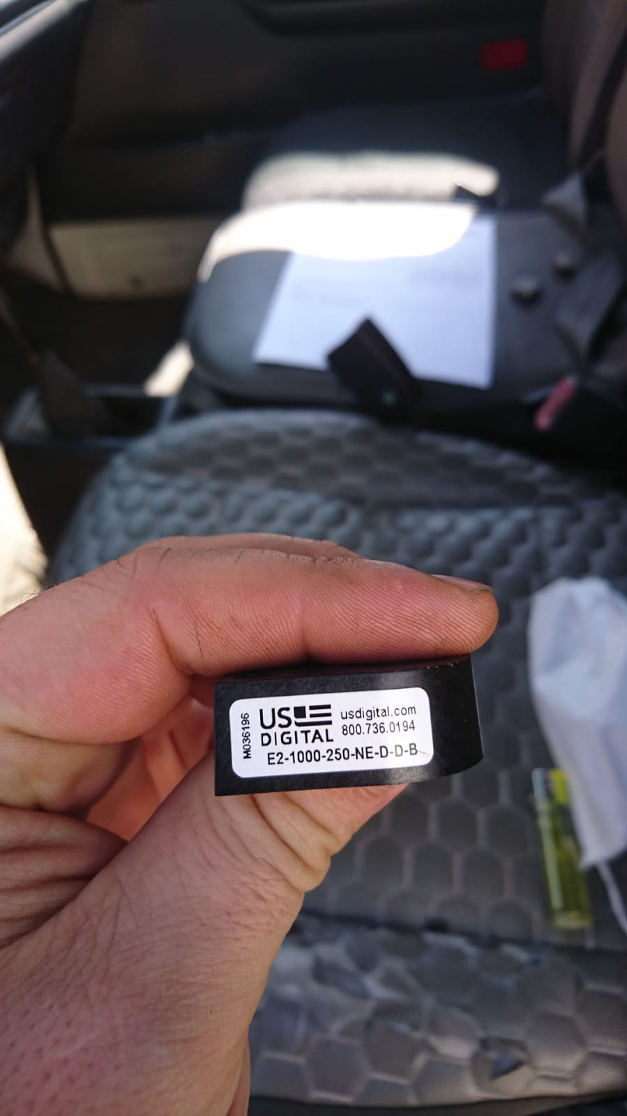 E2-1000-250-NE-D-D-B