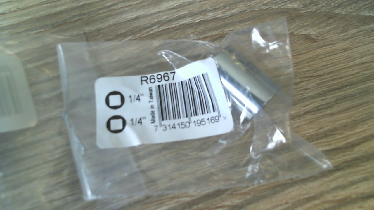 R6967