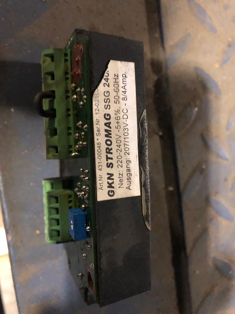 431-00048 / SSG 240/8