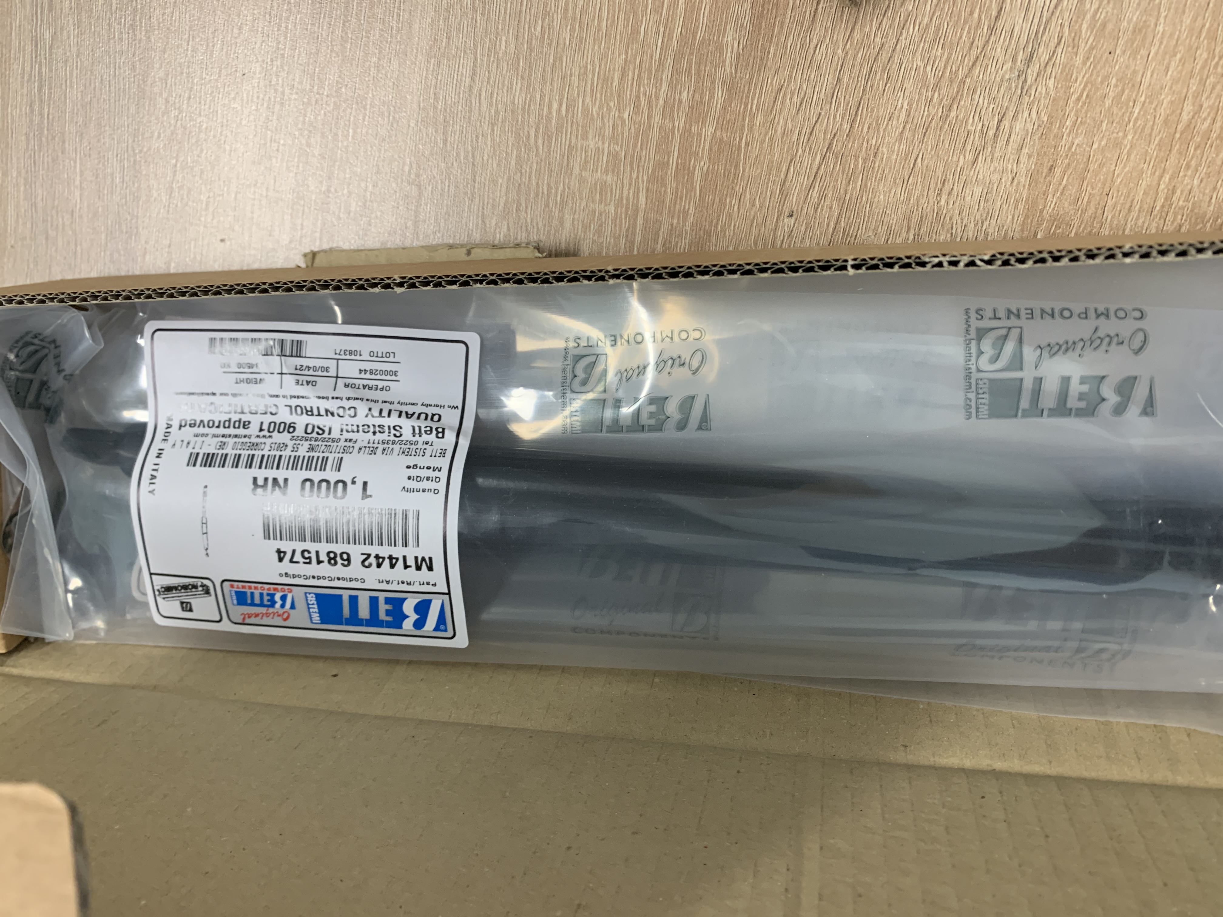 M1442681574