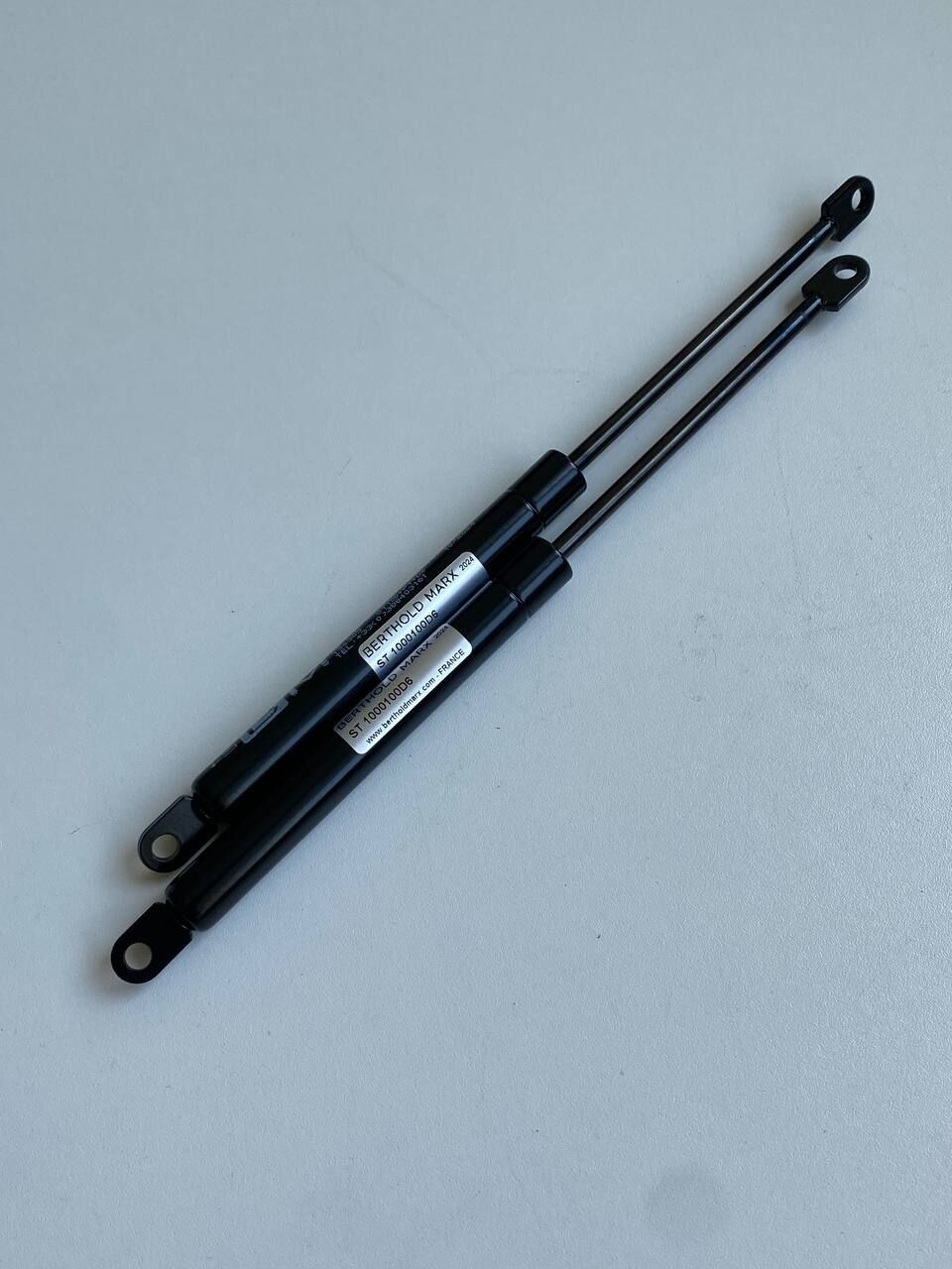 ST 1000100D6