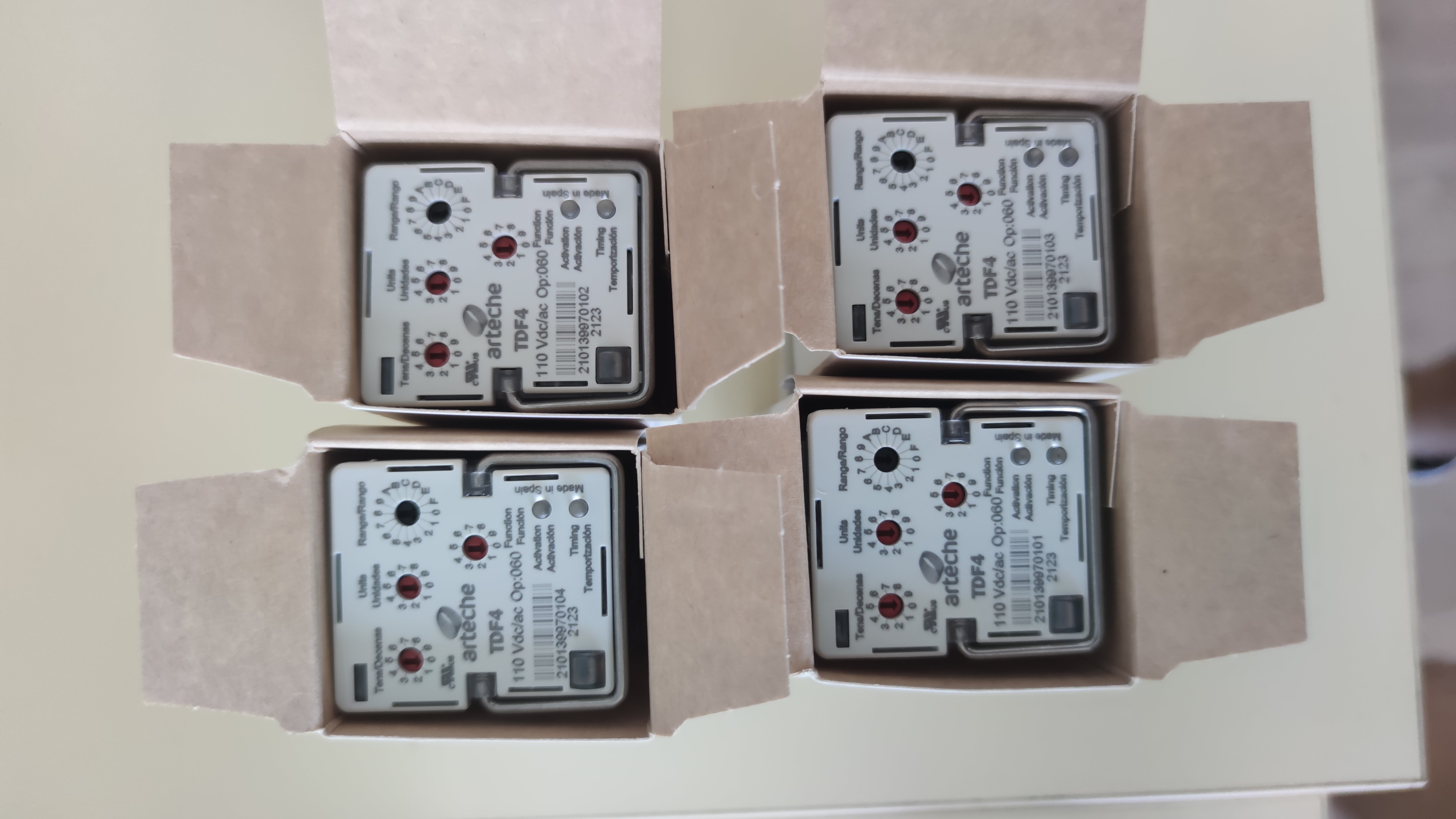 TDF-4 Vdc/Vac 060