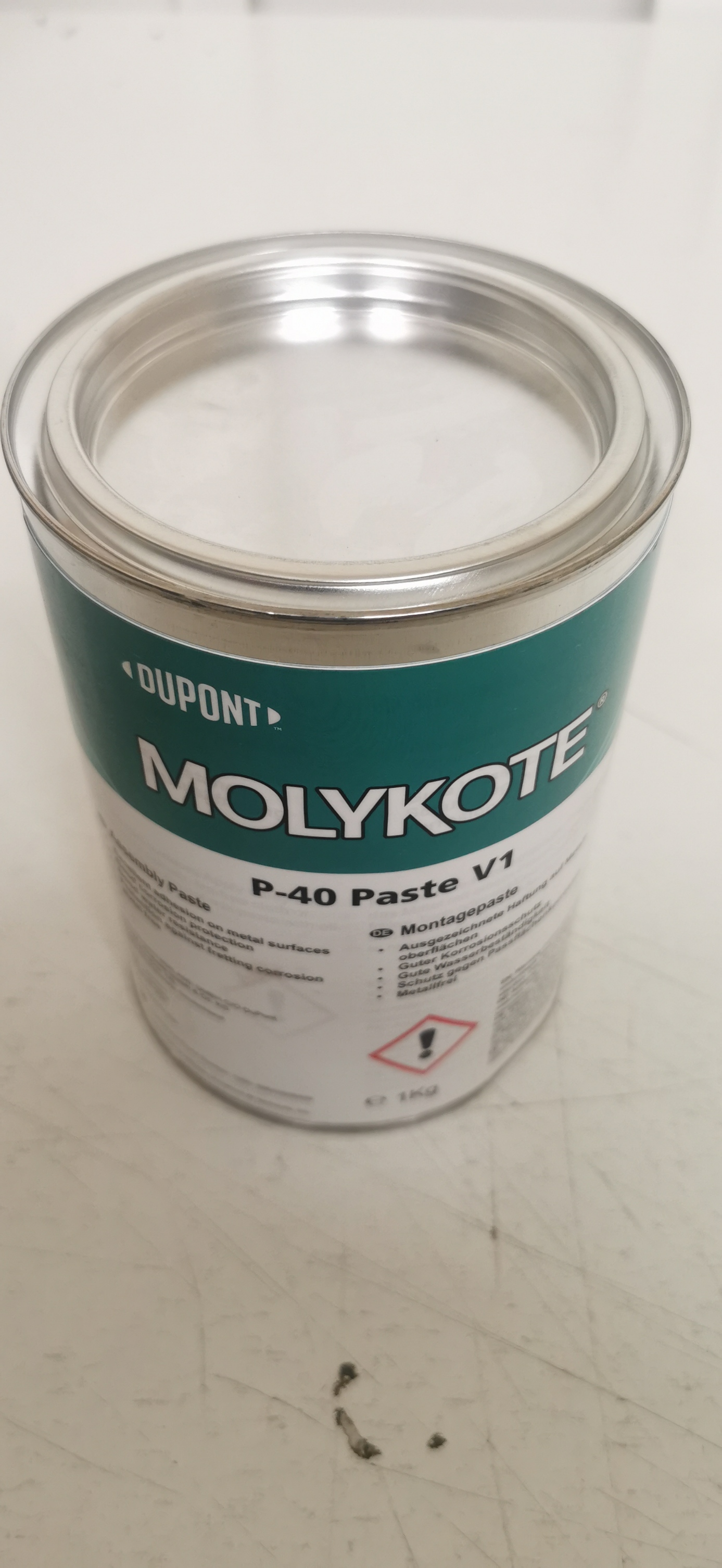Molykote P40