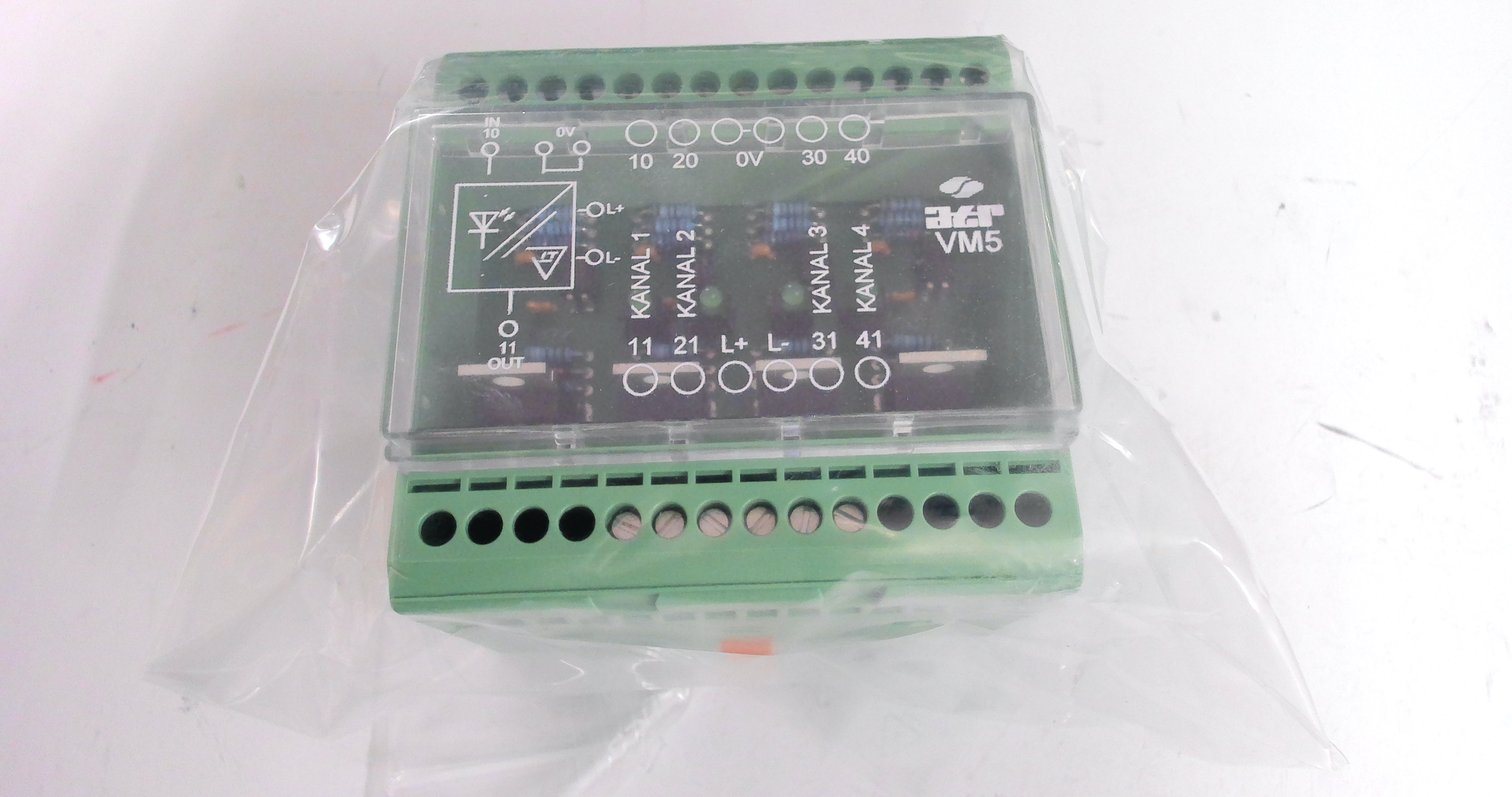 21162599 VM5