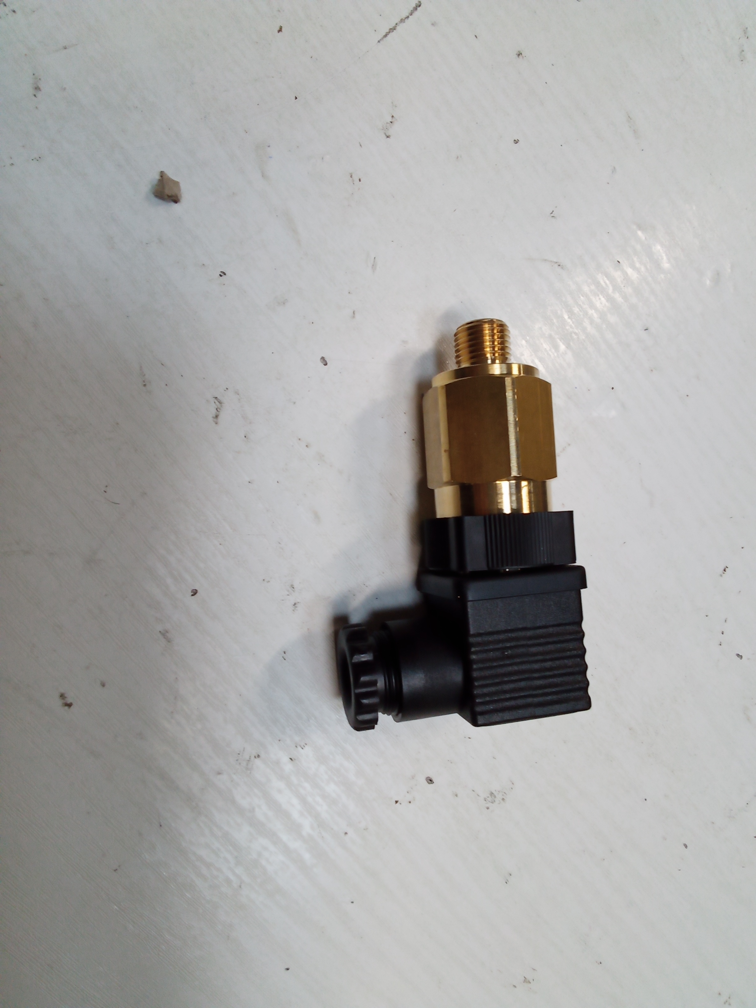 4921H20