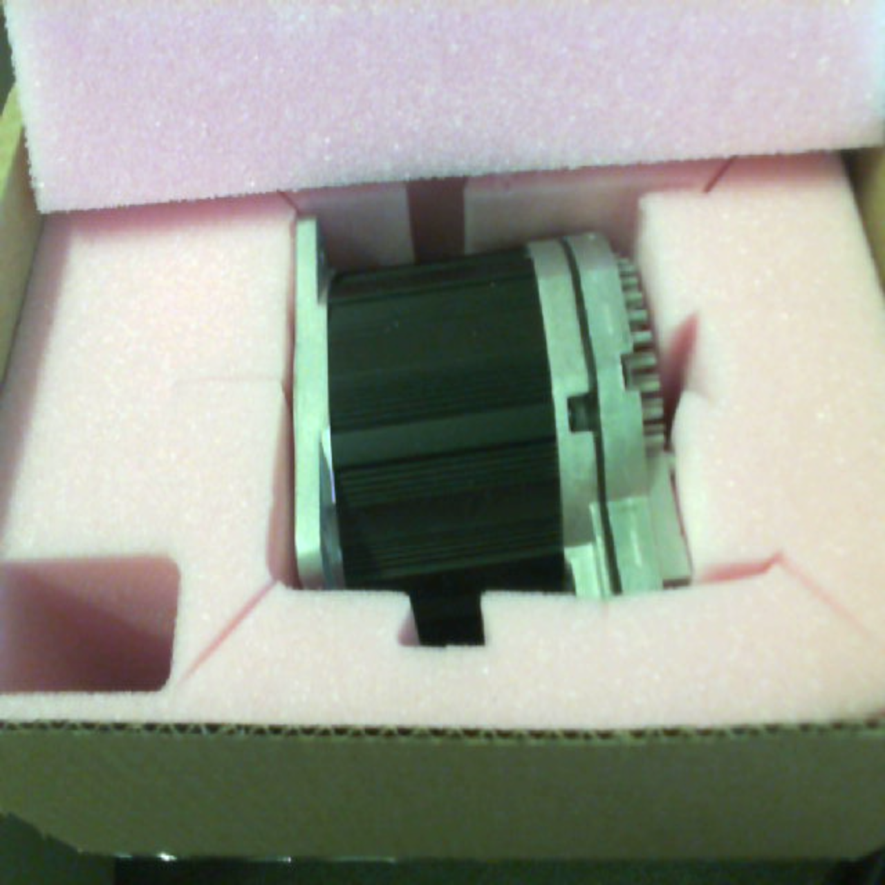 CPM-MCVC-3421S-RLS with shaft seal