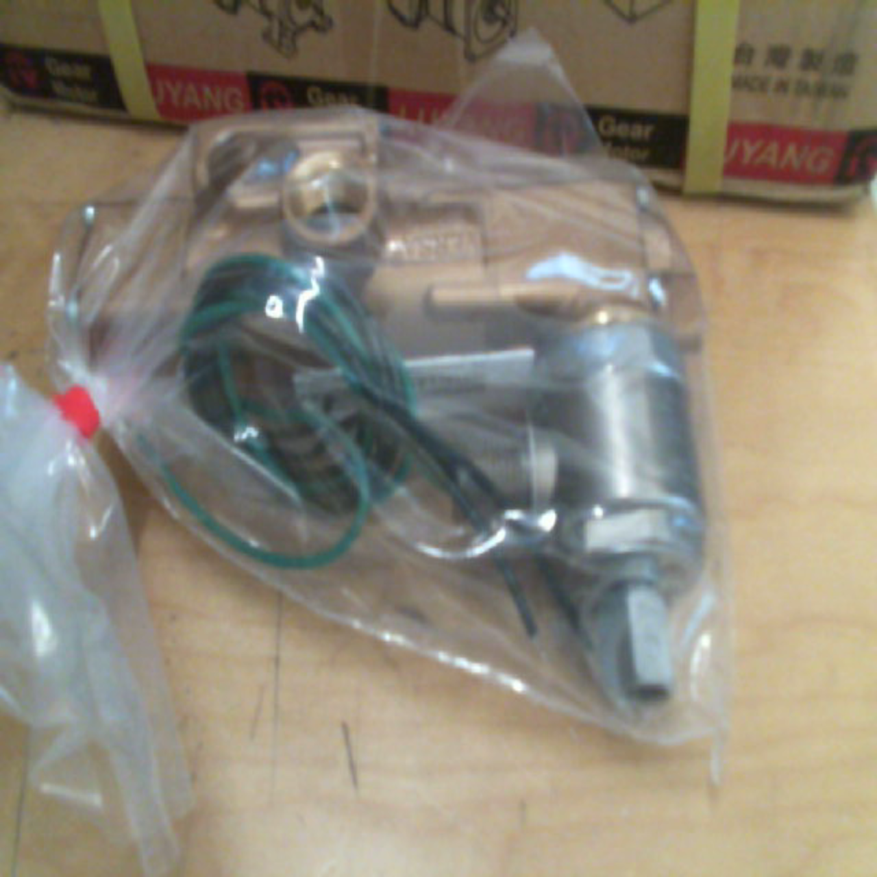 VSG-3521-FS-G-H-10- D024