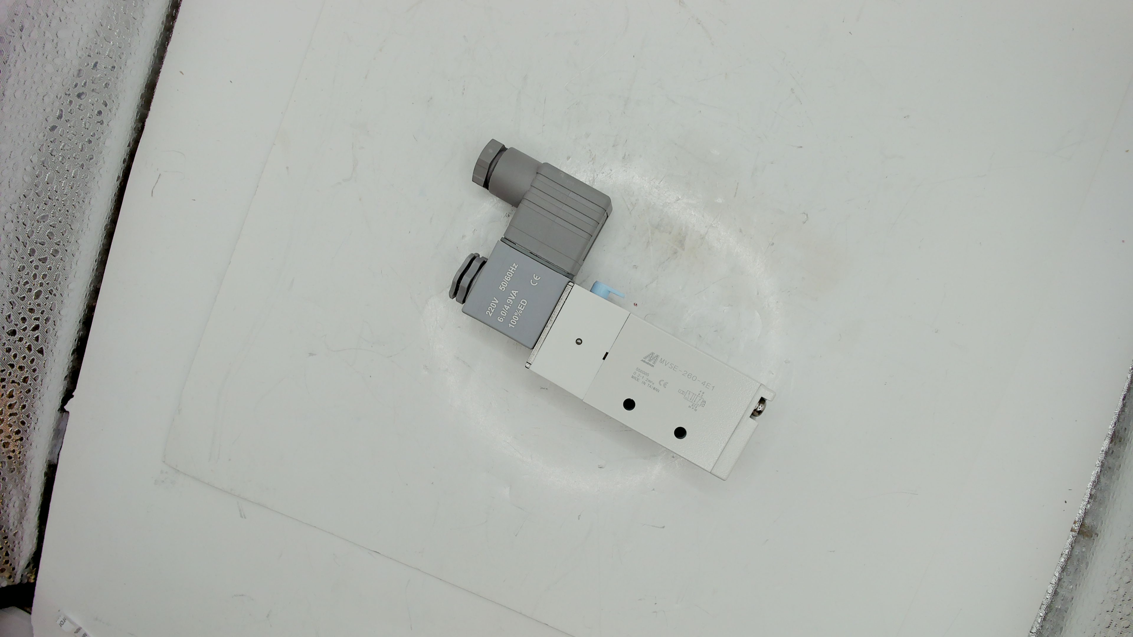 MVSE-260-4E1-AC220