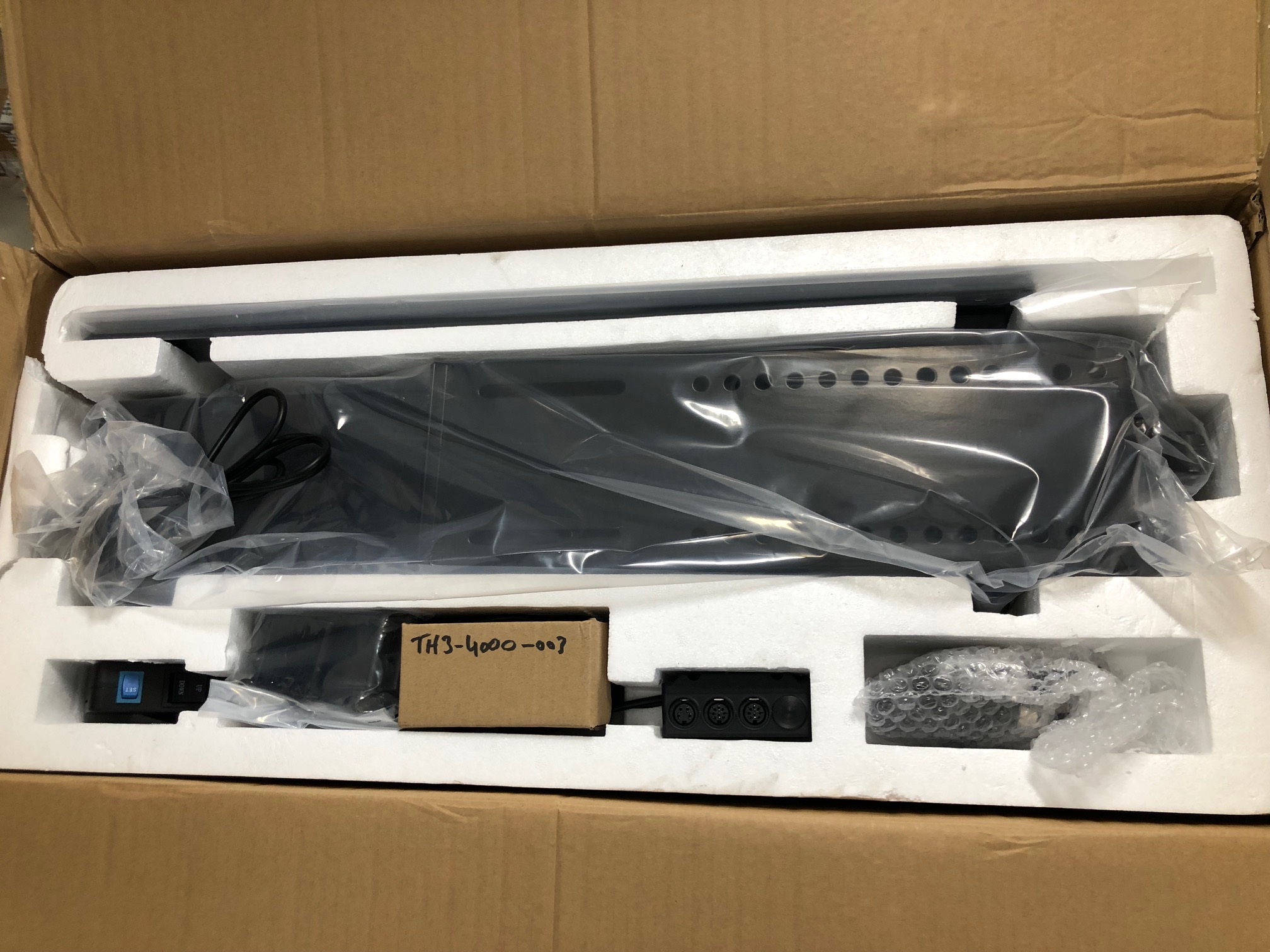 TH3-4000-003