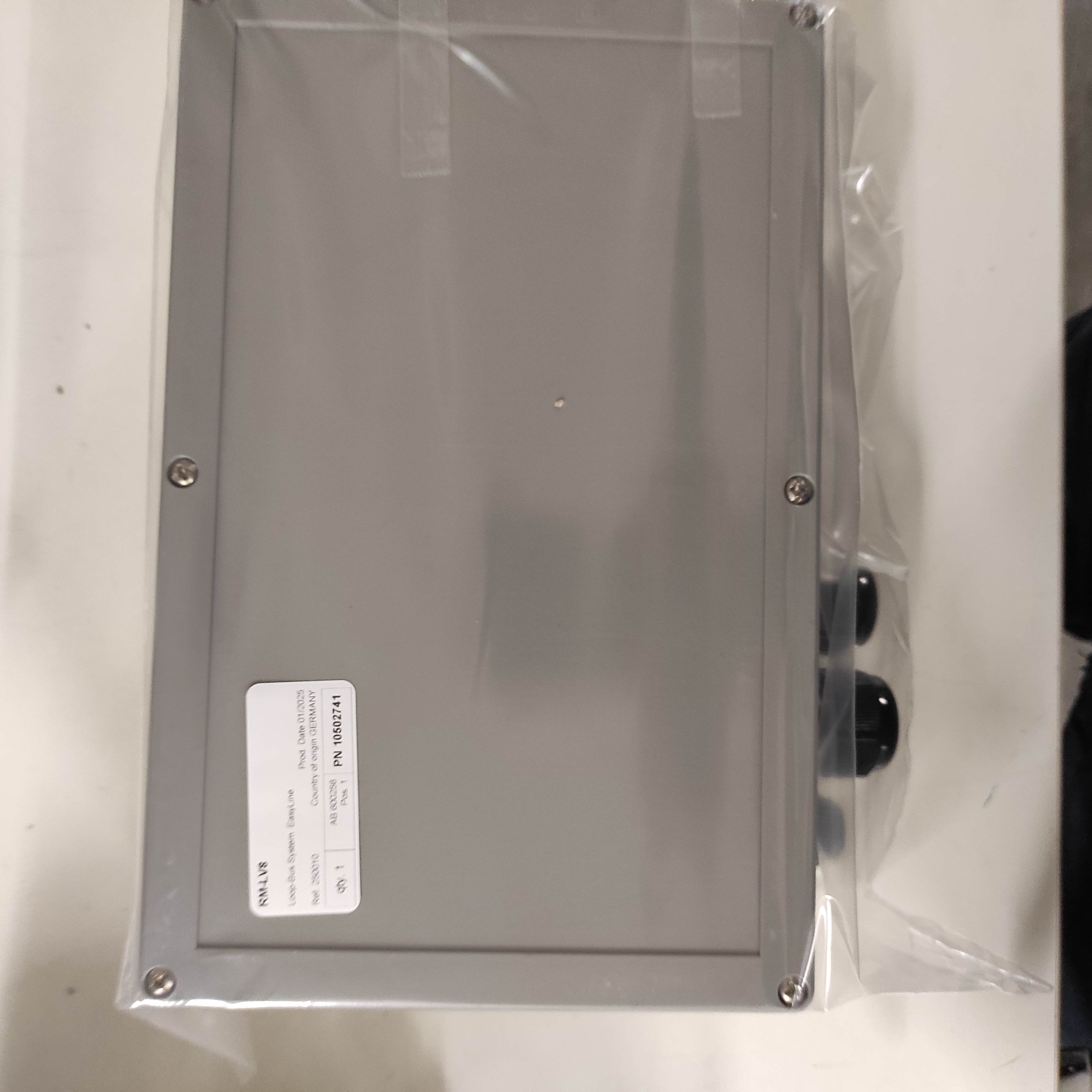 RM-LV8