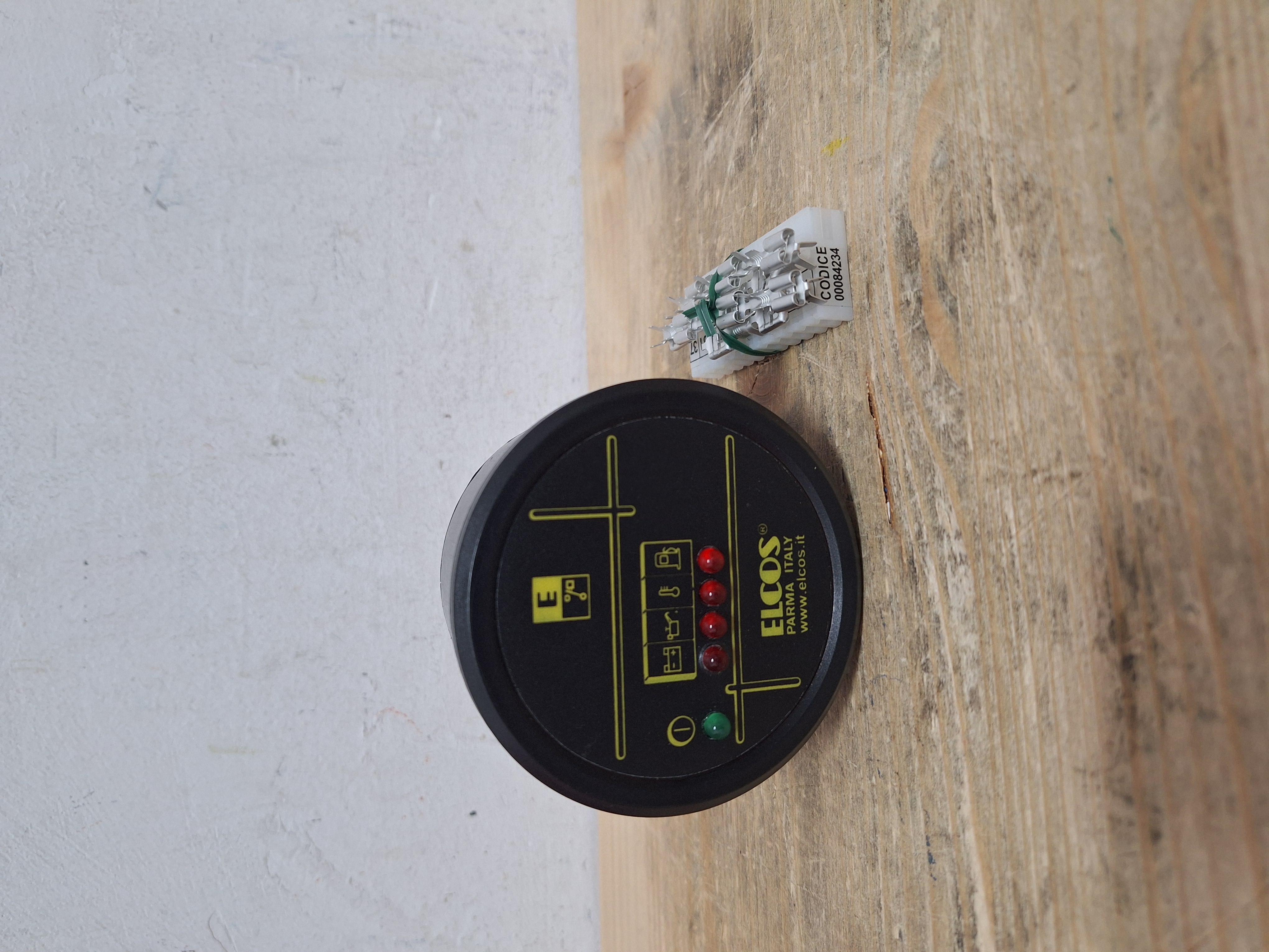 DIP-804/00 12V