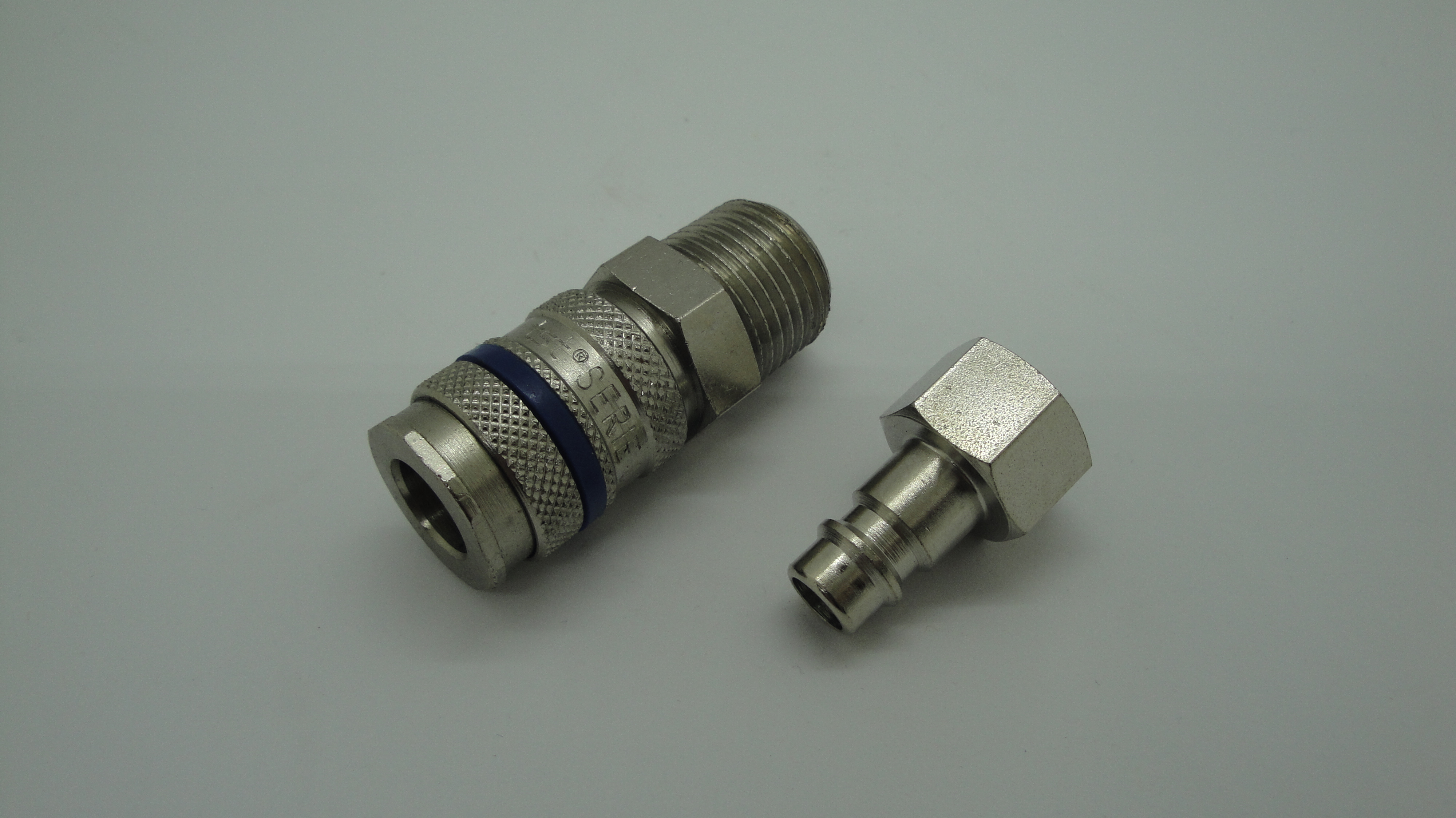 SERIE 025 (025RG21 + 025DU17)