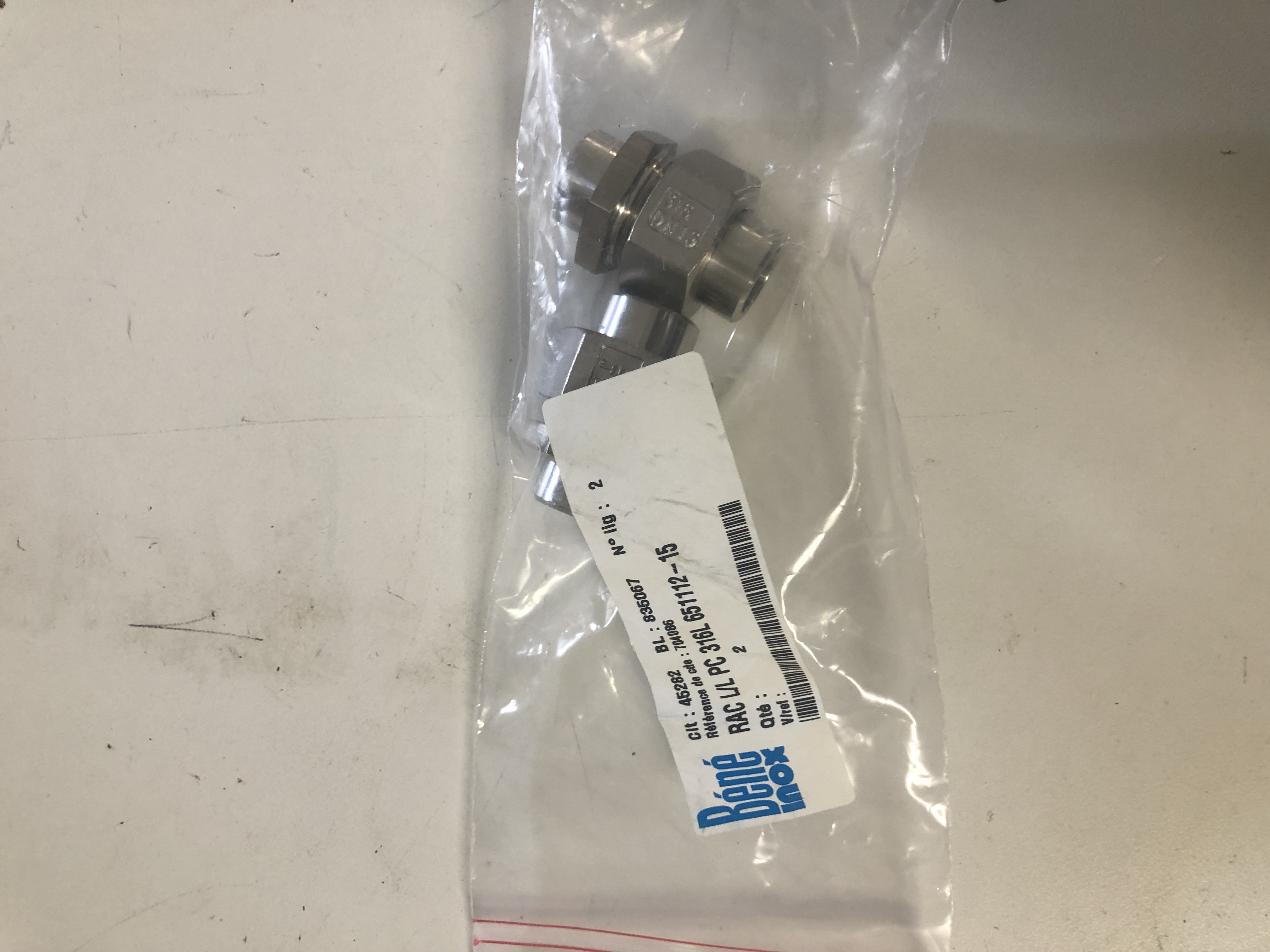 651112-15