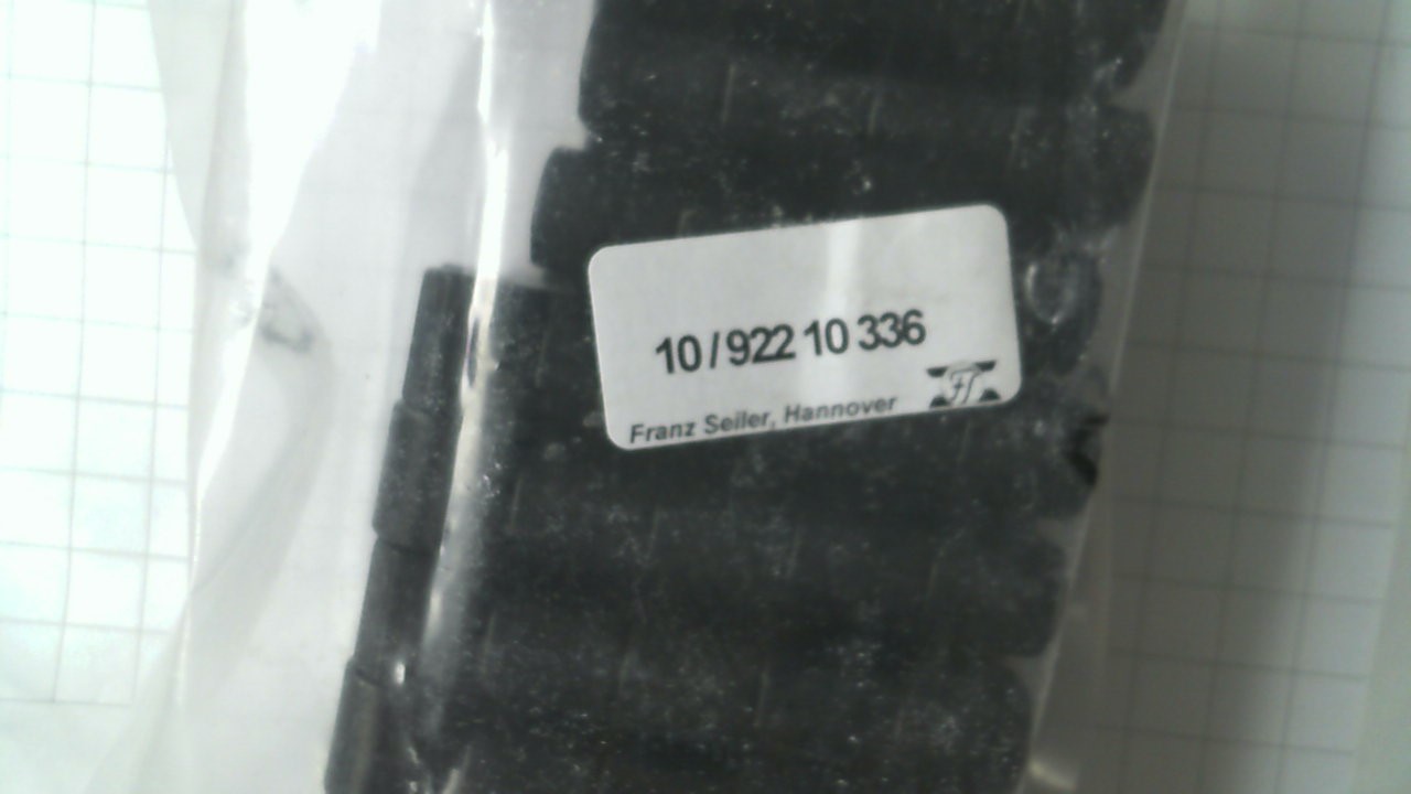 922 10 336