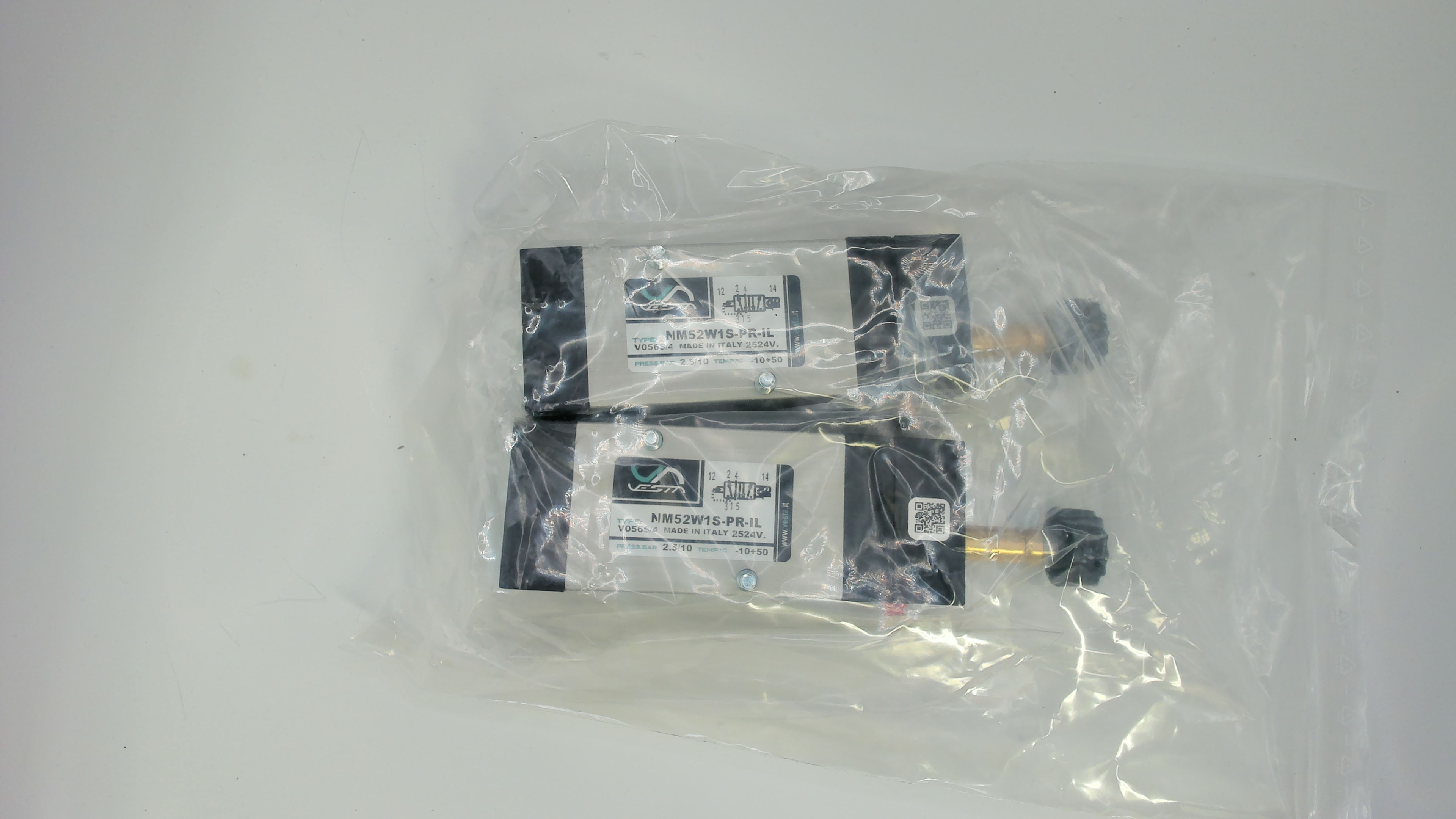 NM52W1S-PR