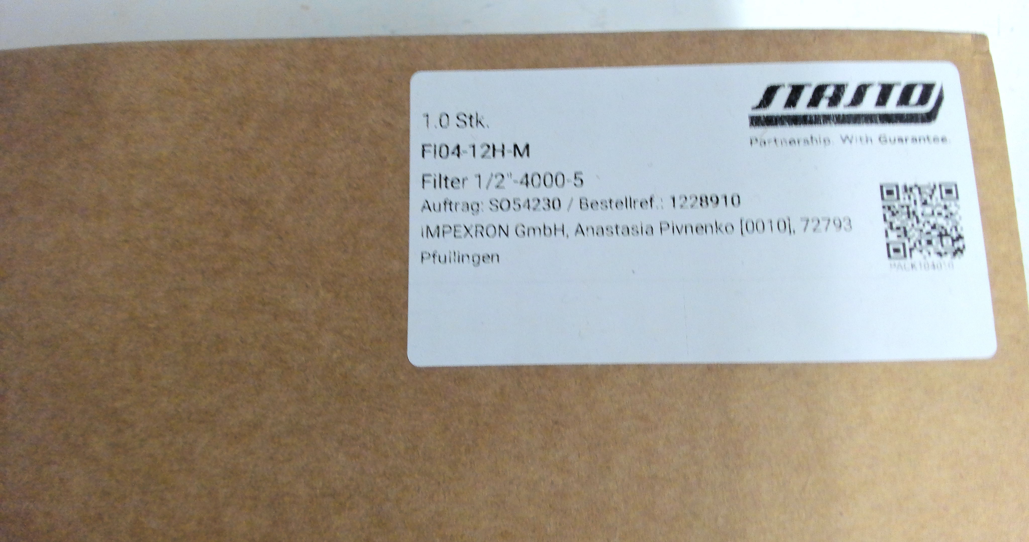 FI04-12H-M-F40