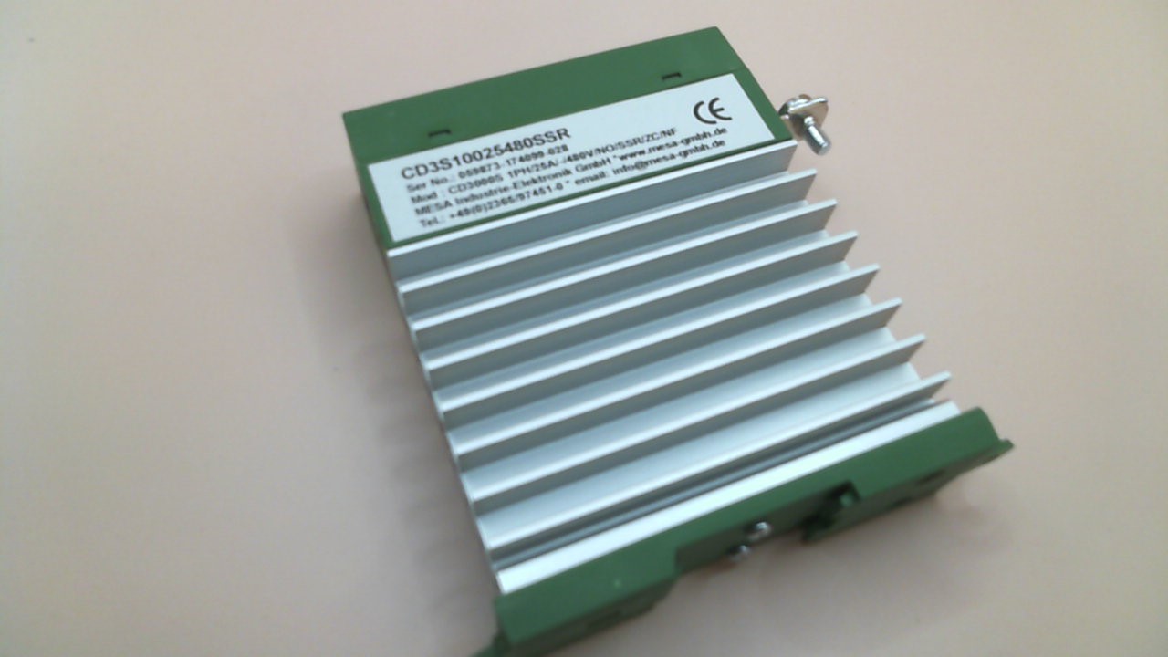 Typ: CD3000S 1PH/25A/-/480V/NO/SSR/ZC/NF
