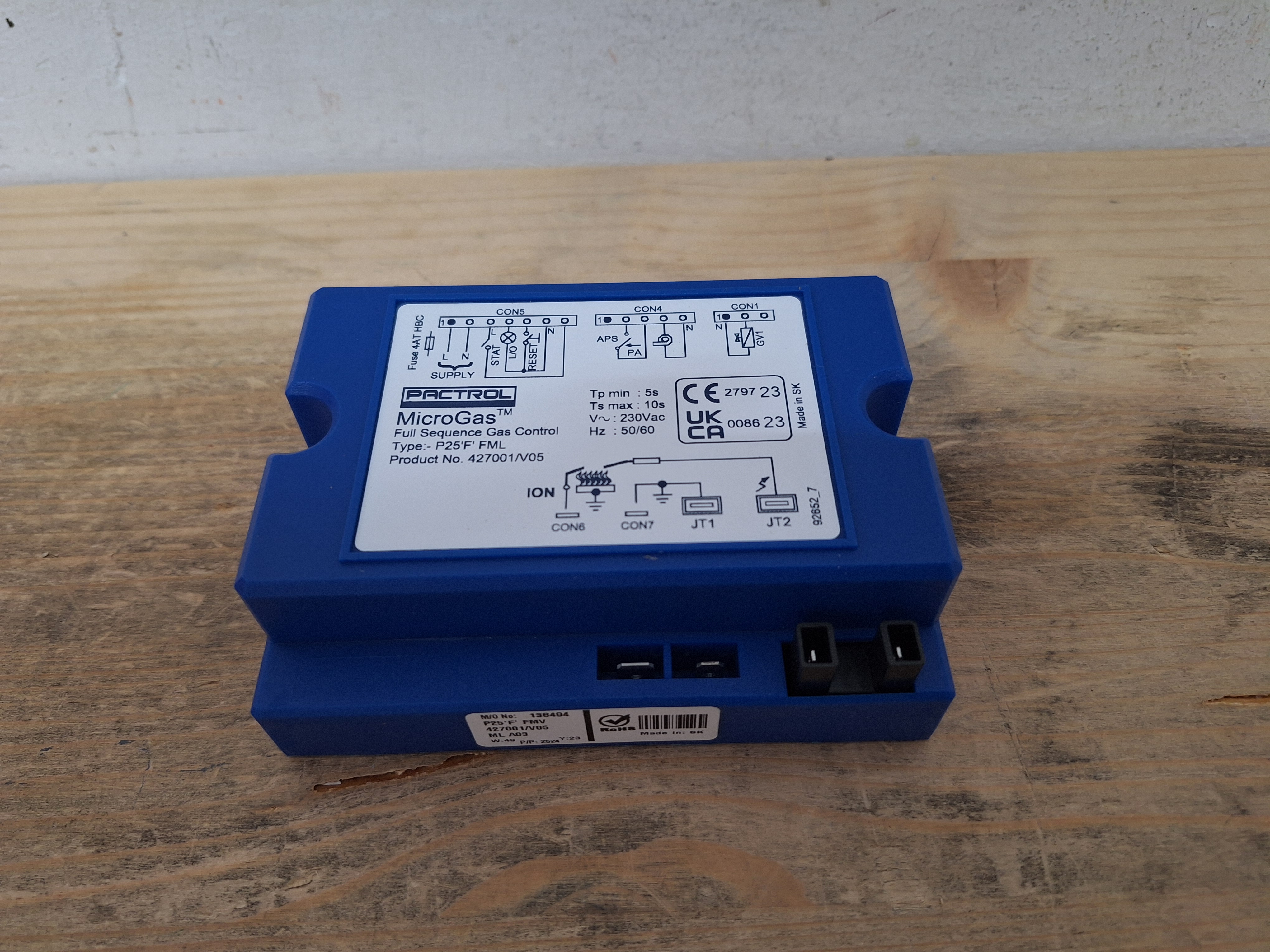 P/N: 427001/V05, Type: P25F FML