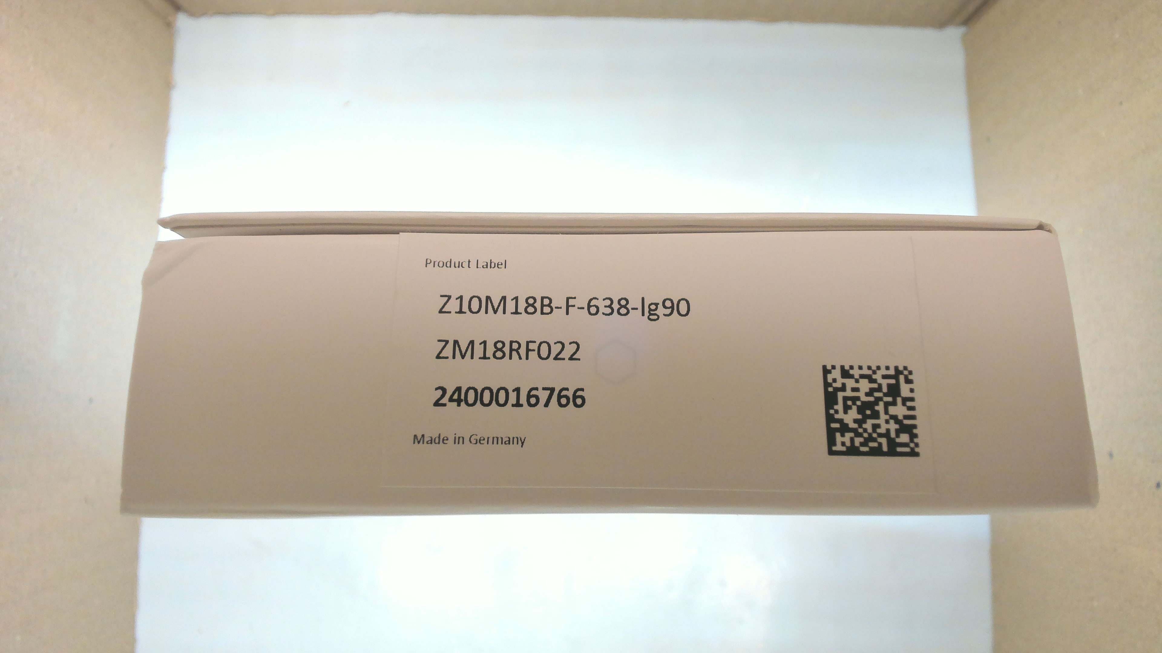 ZM18RF022 / Z10M18B-F-638-LG90