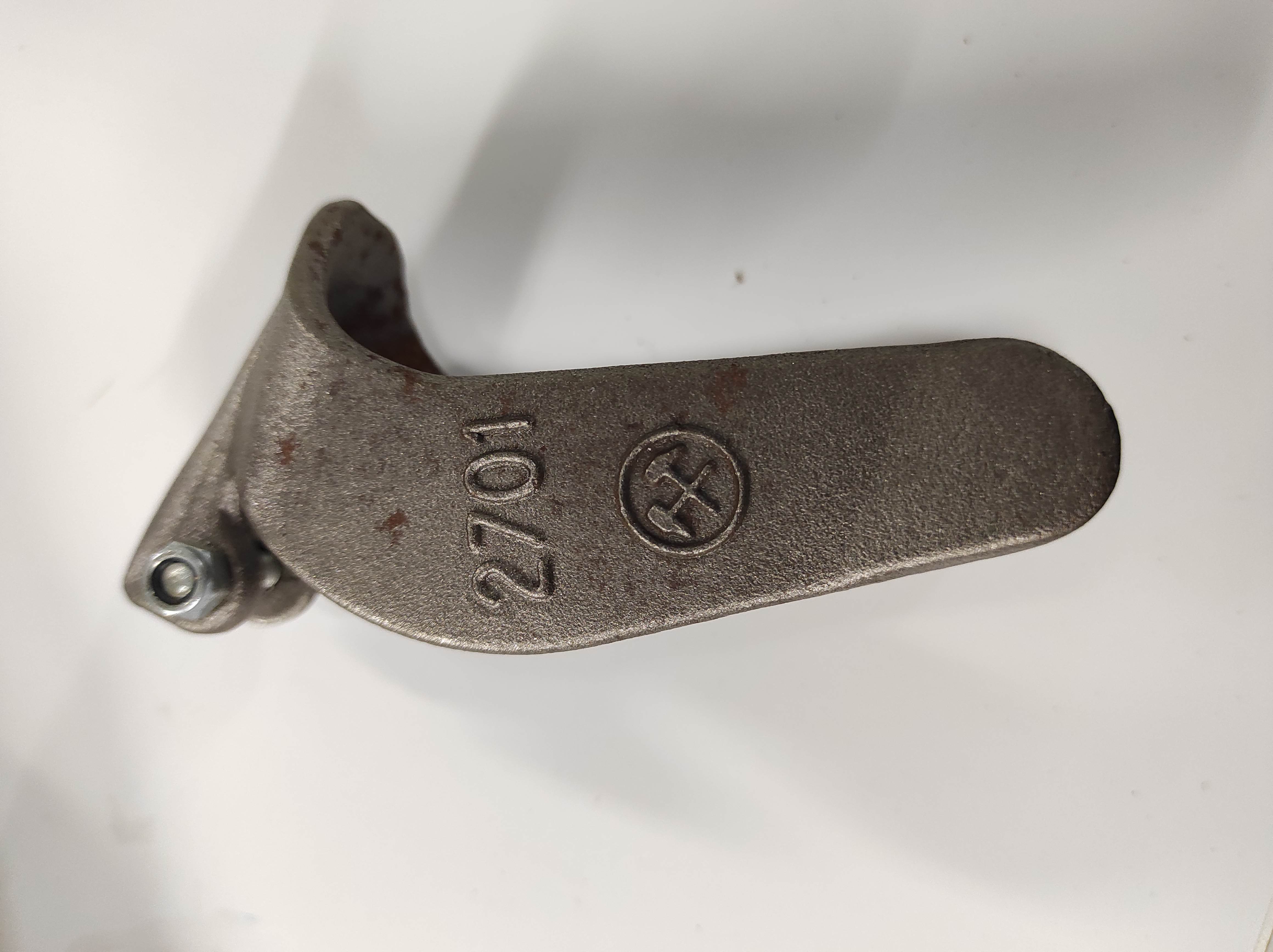 SR20XP SAFETY LATCH