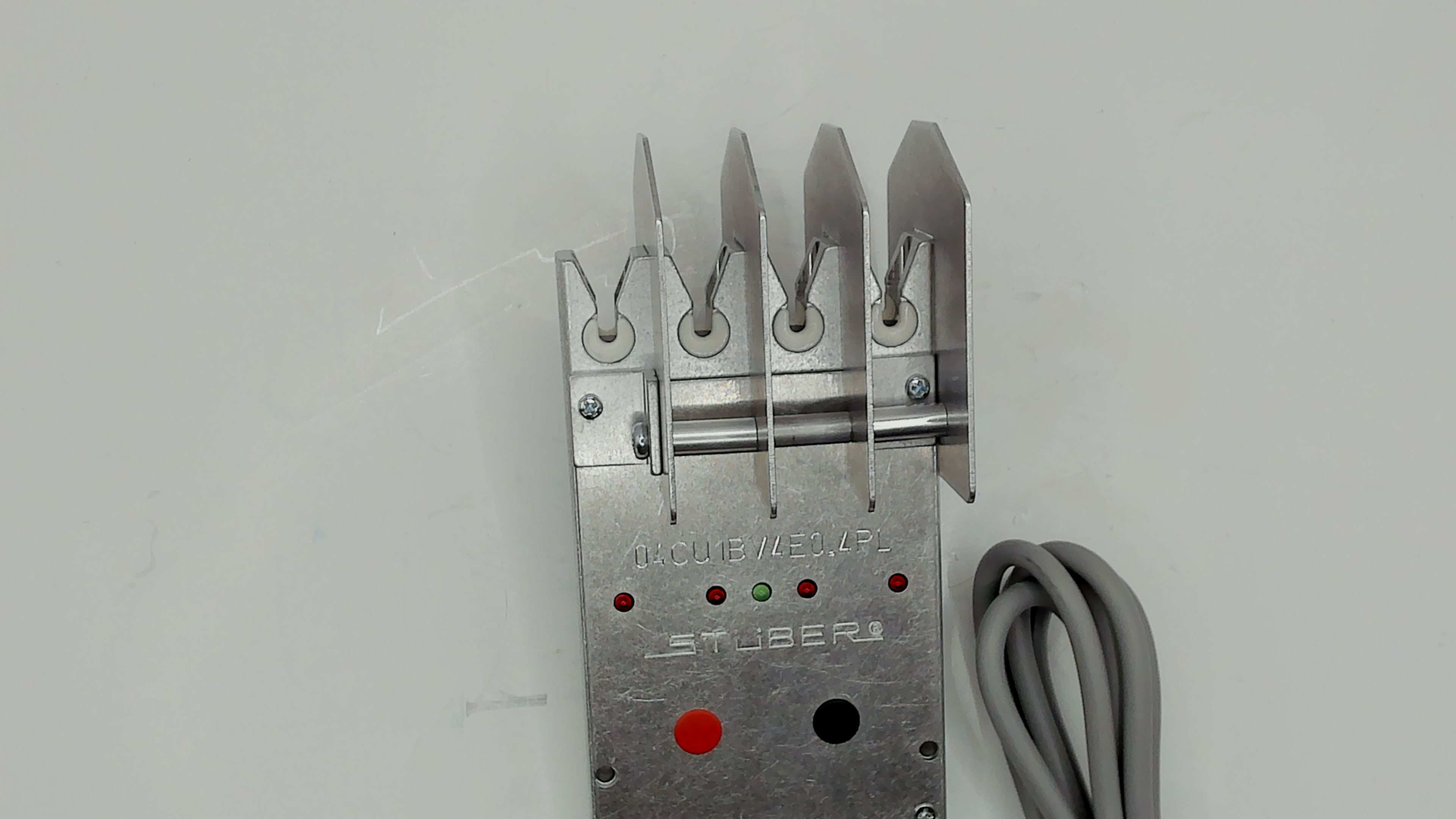 04CU1BV4E0.4PL