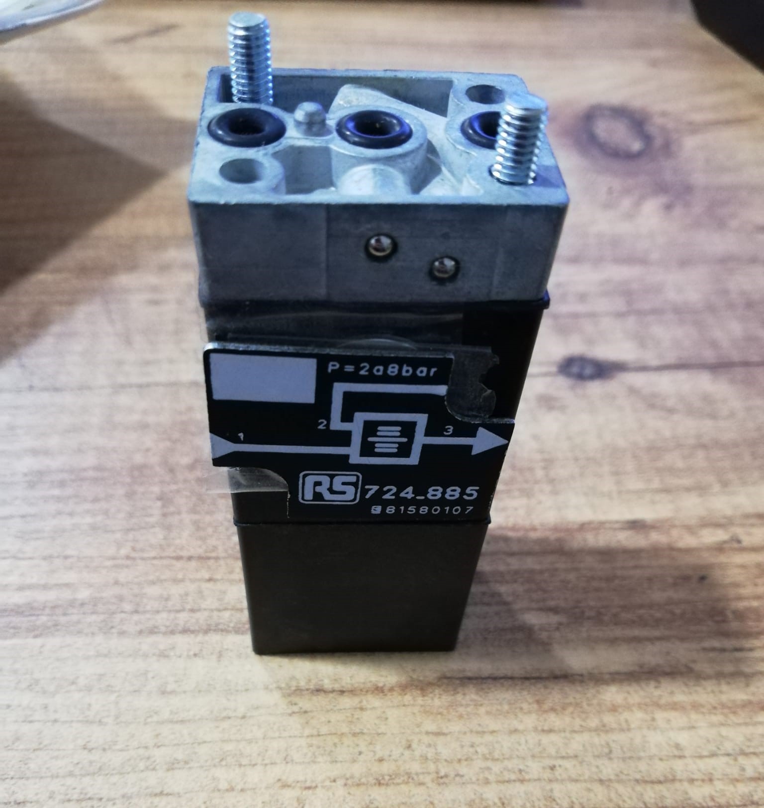 81580107 RS 724-885