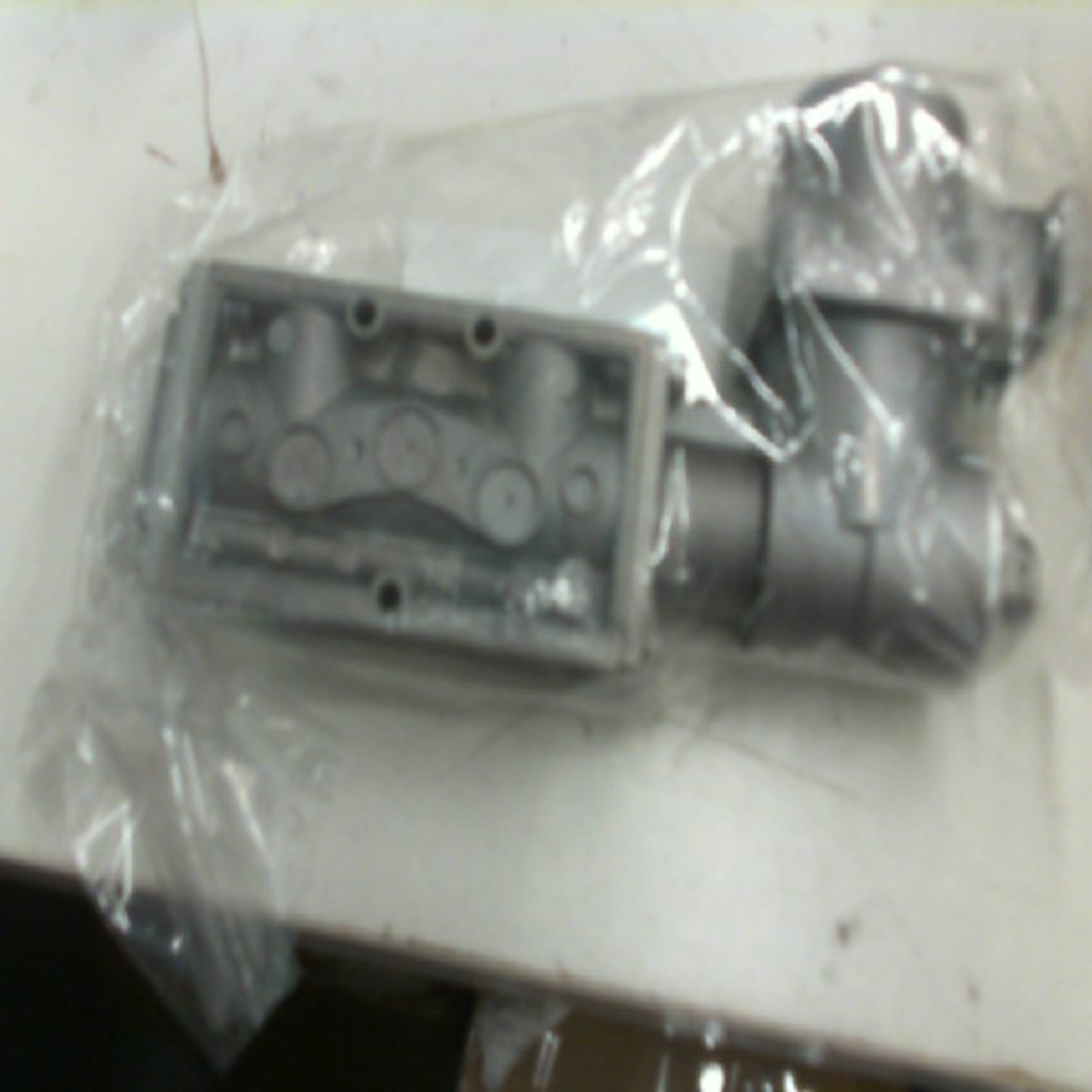 4F310E-08N-TP-X-AC220V