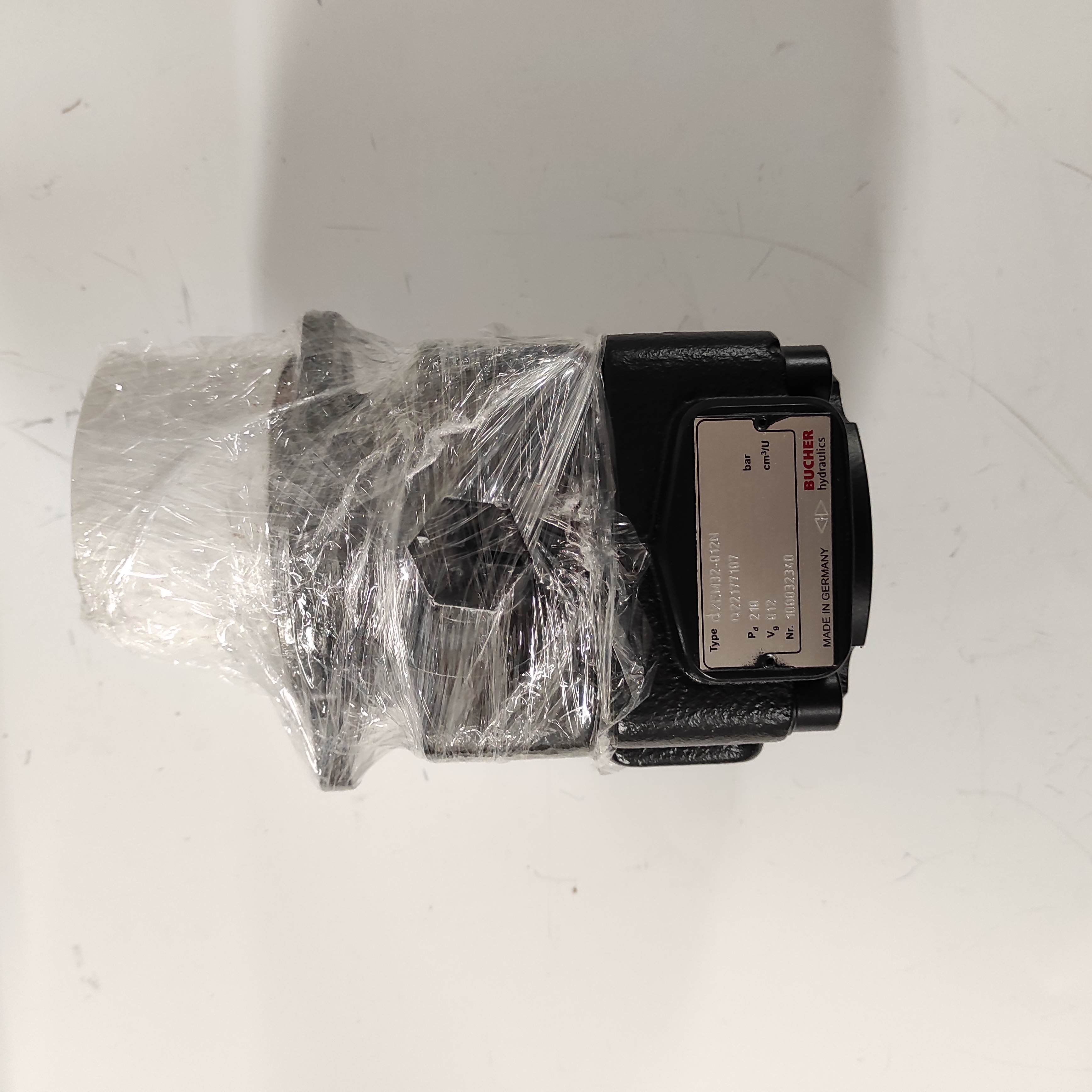 P/N: 100032340, Type: QXEM32-012N