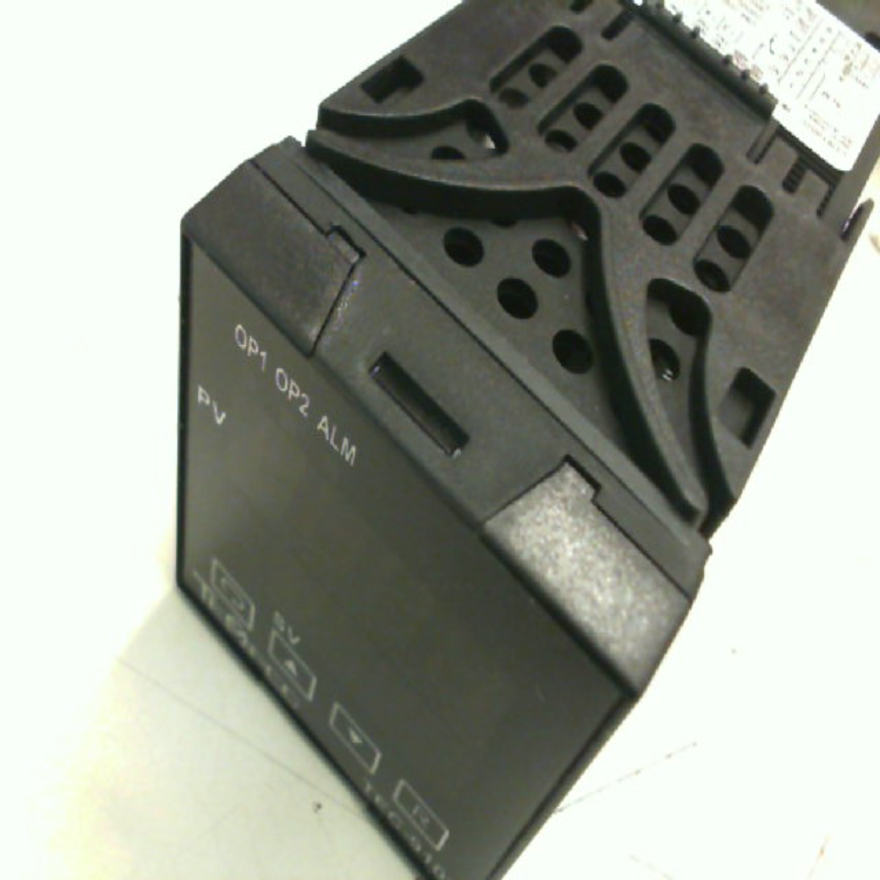 TEC14272