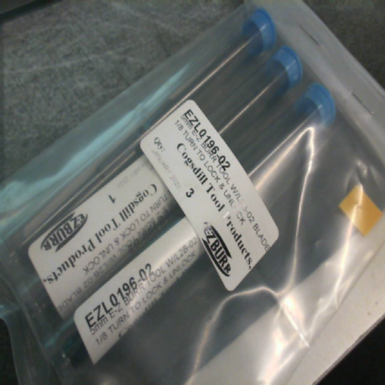 EZL0196