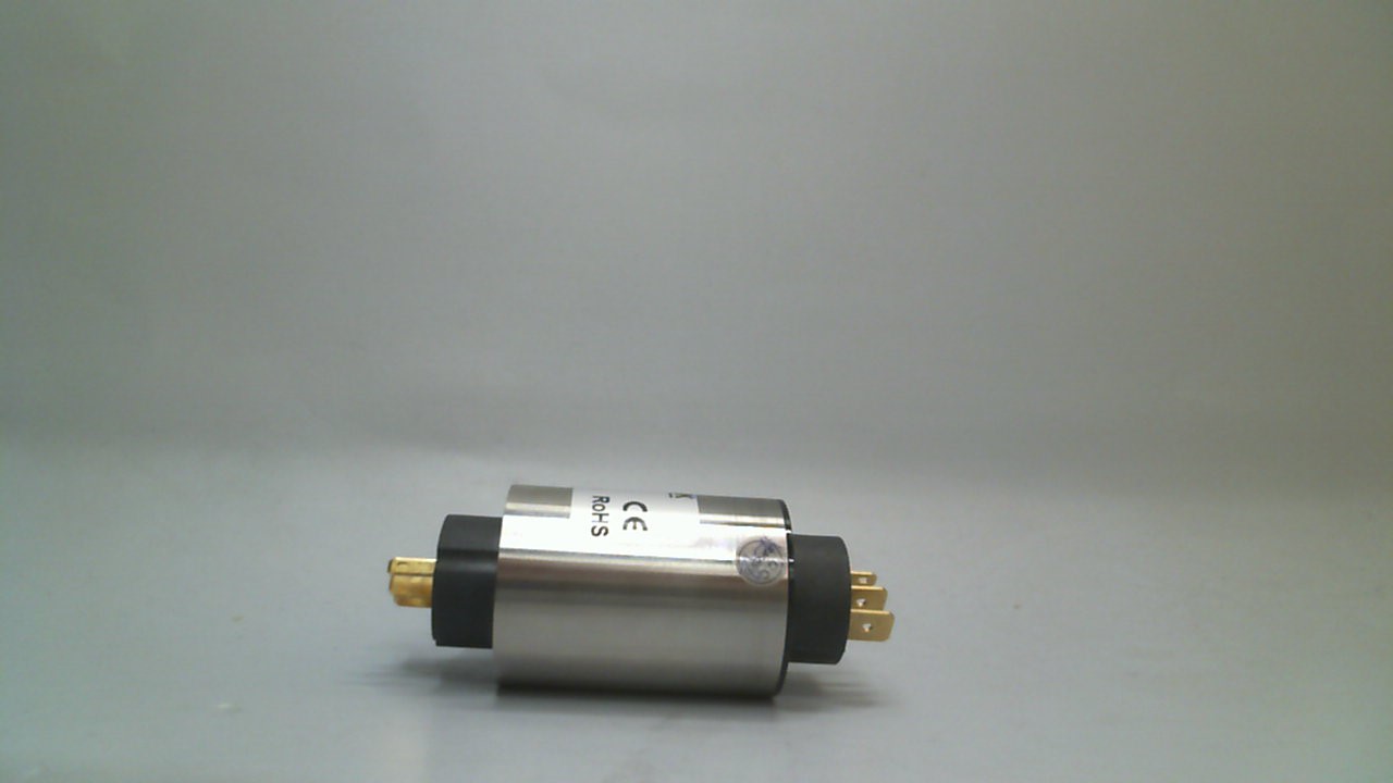 110103 / IP65 3x20A