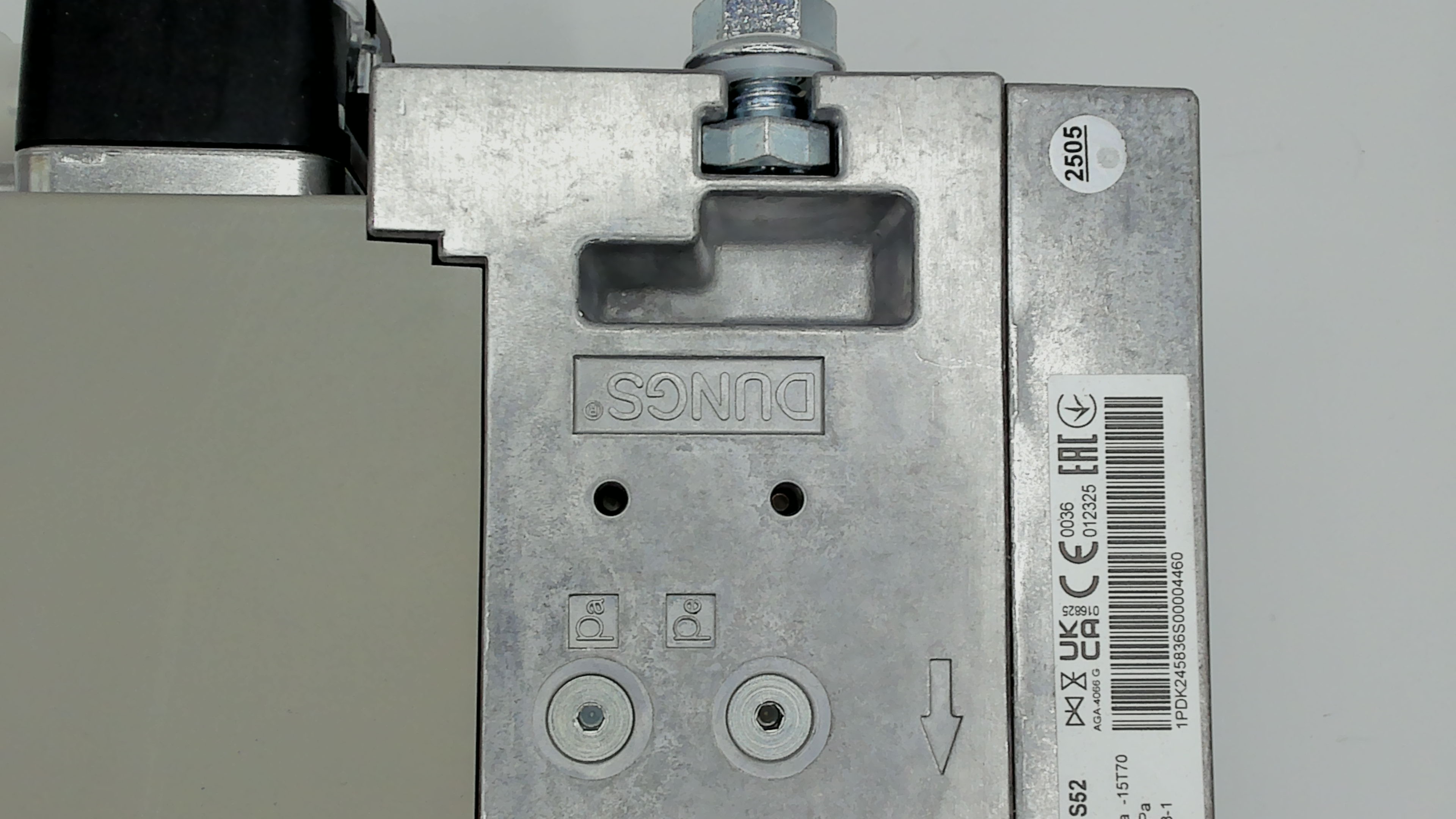 P/N: 245836, Type:  MB-DLE 412 B01 S52 AC230V FS G