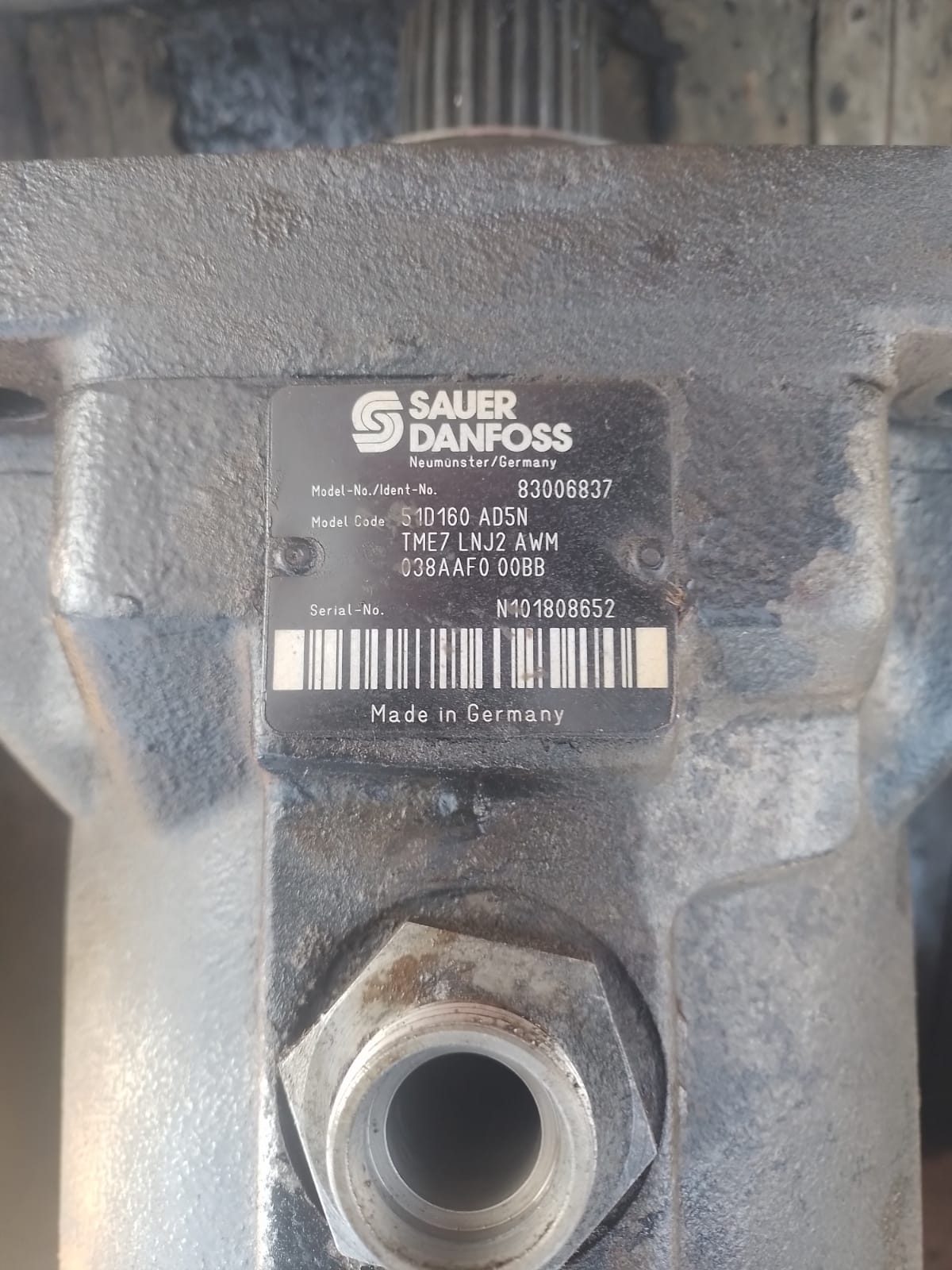 83006837